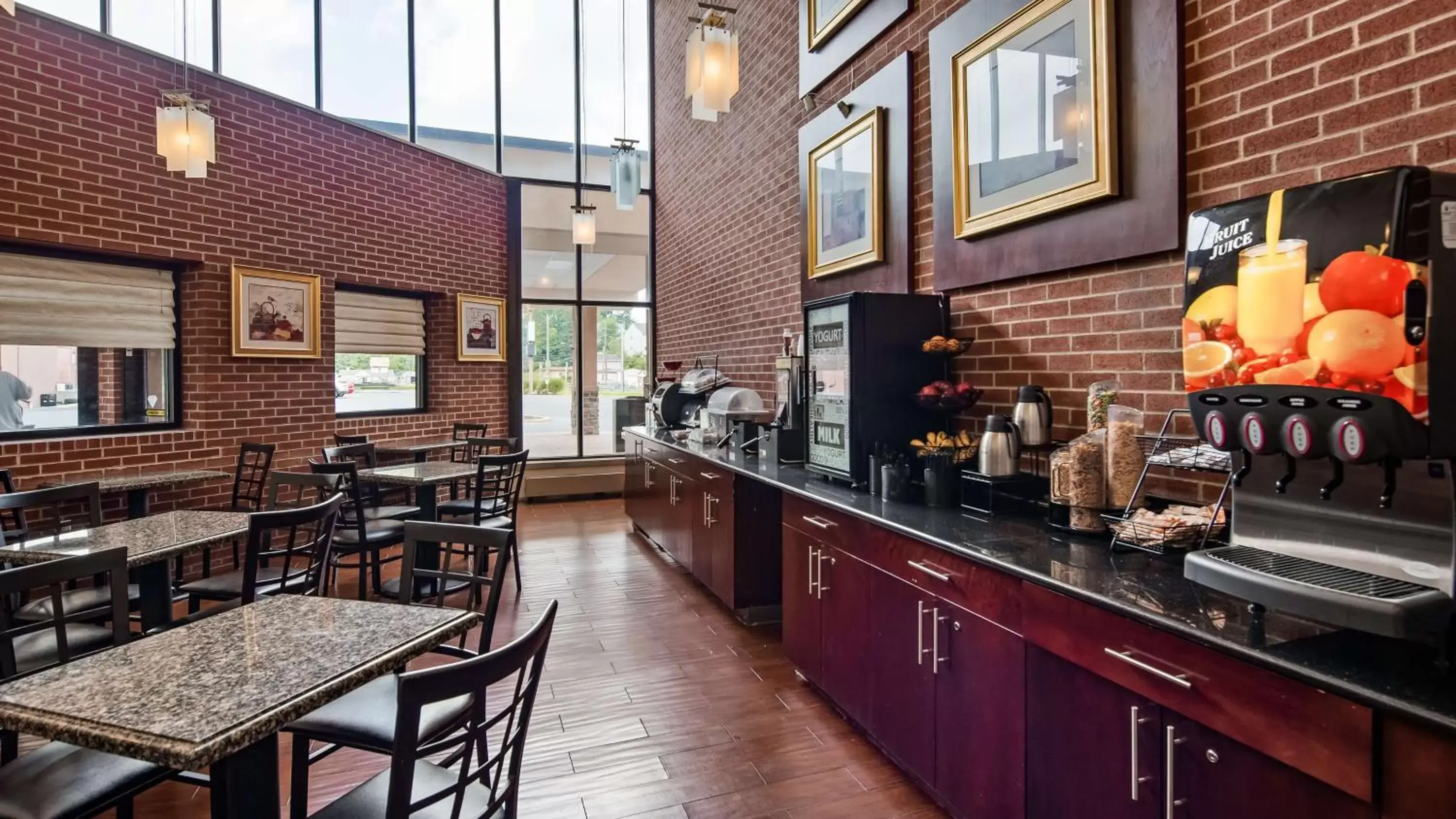 Restaurant/places to eat in Best Western Plus Reading Inn & Suites Restaurant/places to eat in Best Western Plus Reading Inn & Suites