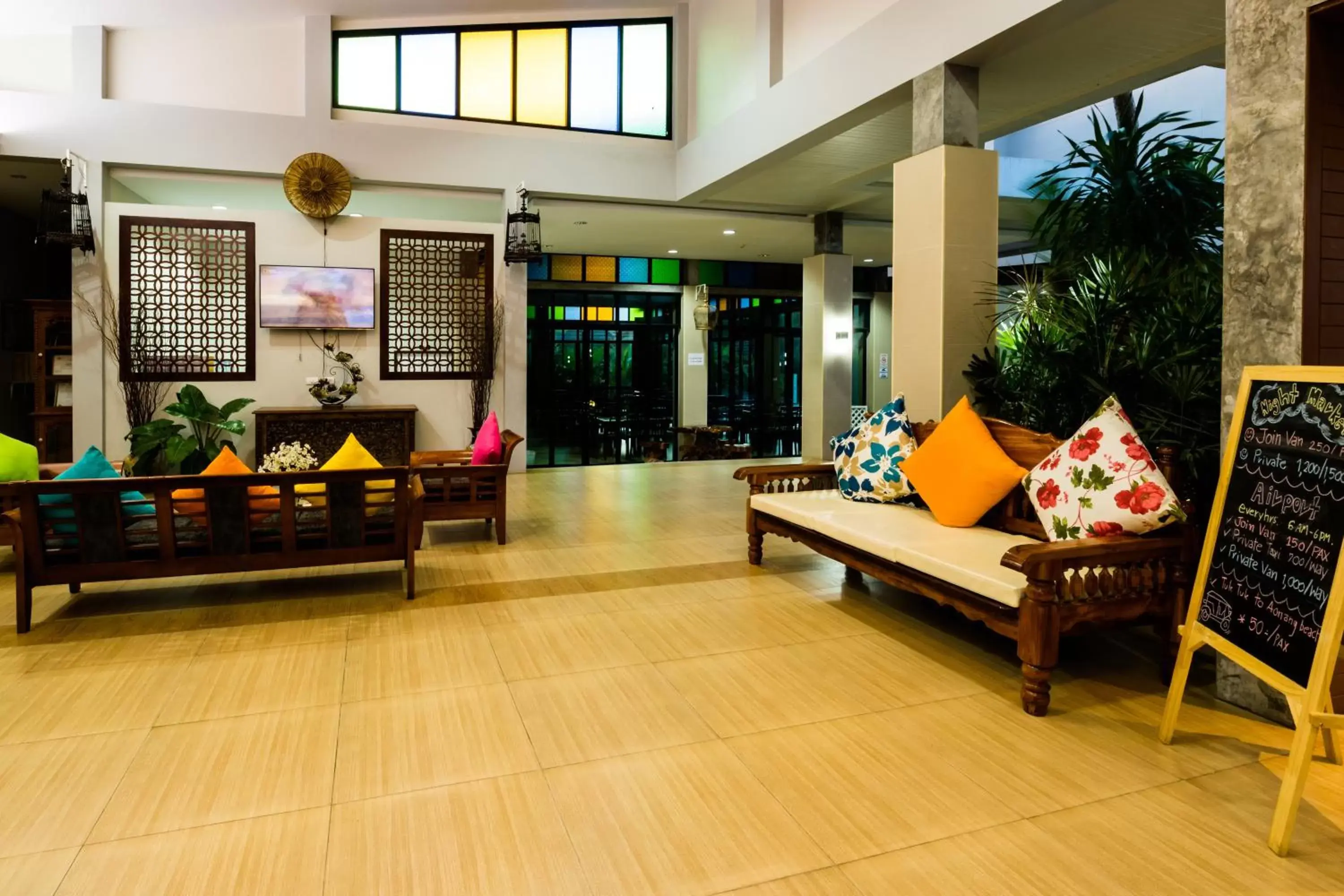 Communal lounge/ TV room, Lobby/Reception in Andaman Pearl Resort