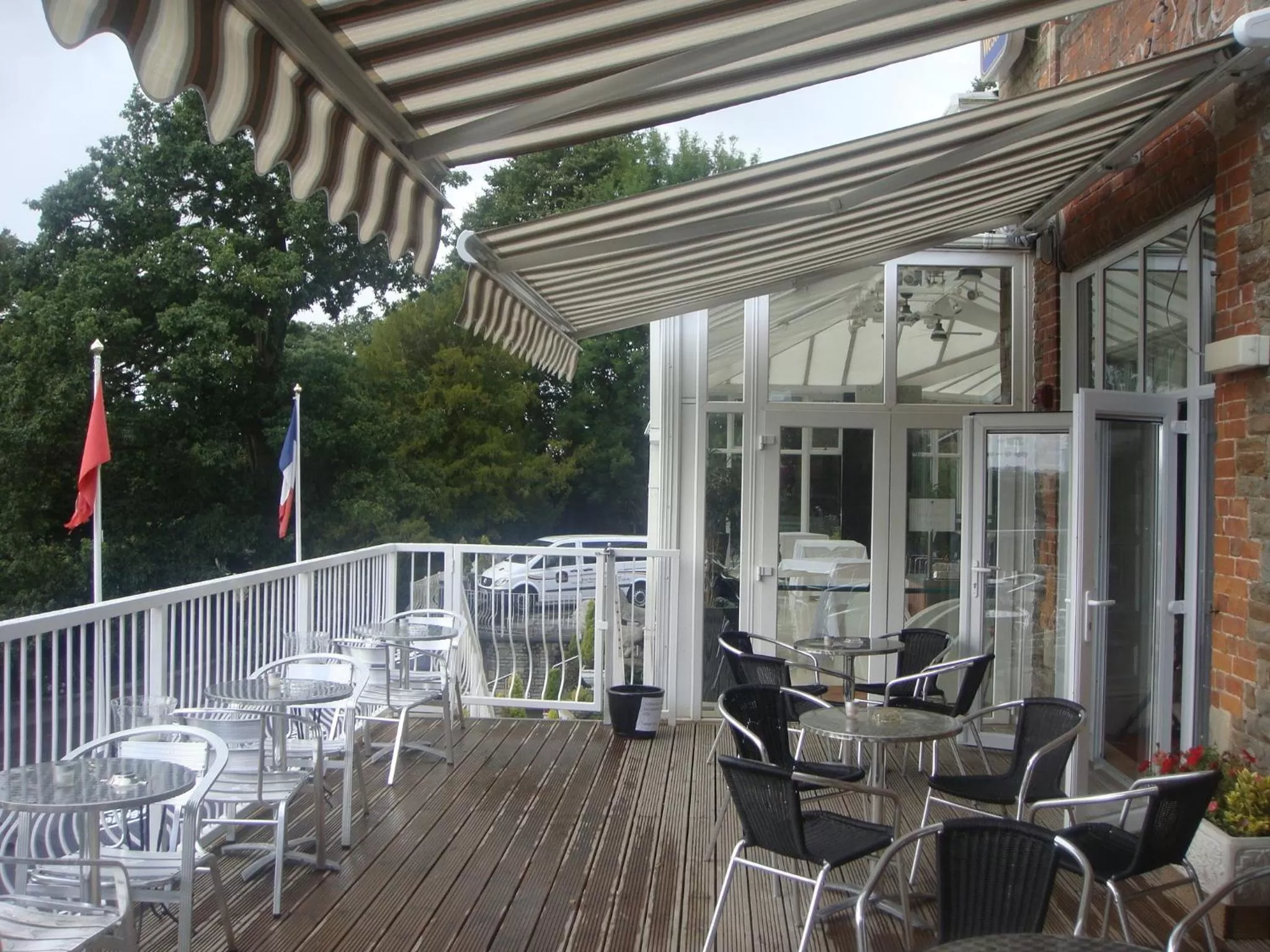 Facade/entrance in The Diplomat Hotel Restaurant & Spa