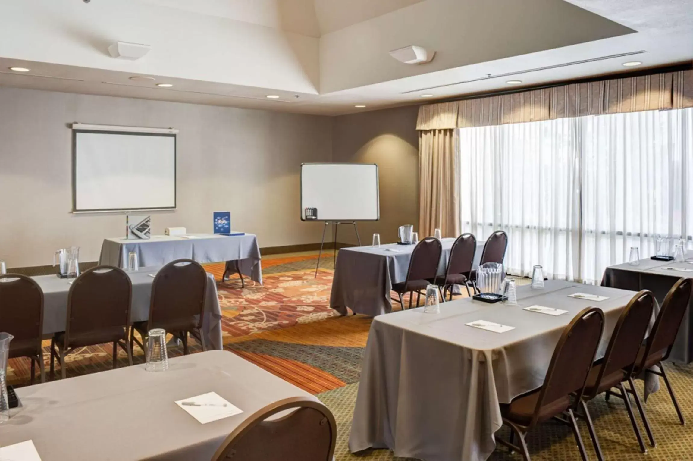 Meeting/conference room, Business Area/Conference Room in Hampton Inn Tulsa Sand Springs