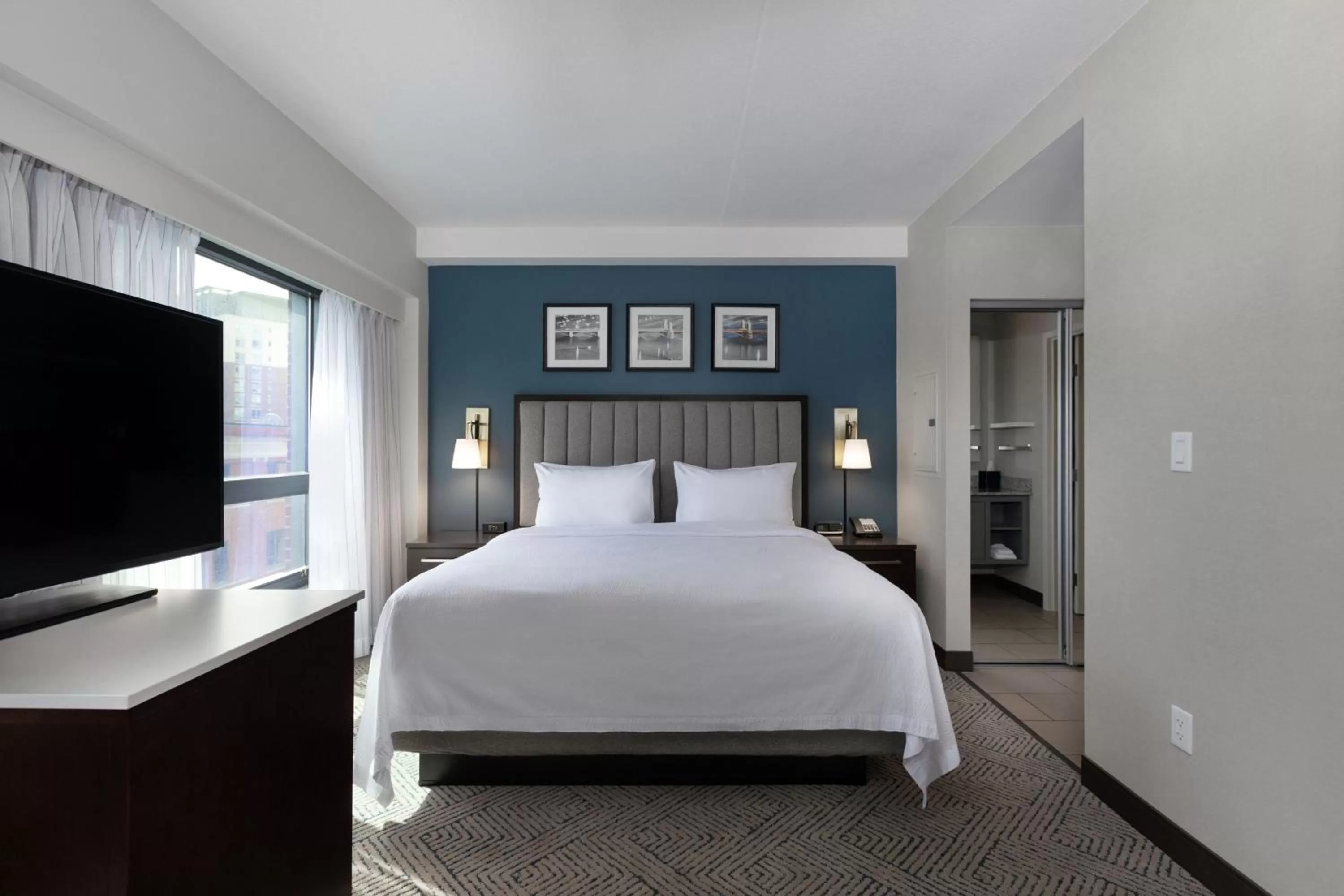 Bedroom, Bed in Residence Inn by Marriott Boston Back Bay/Fenway