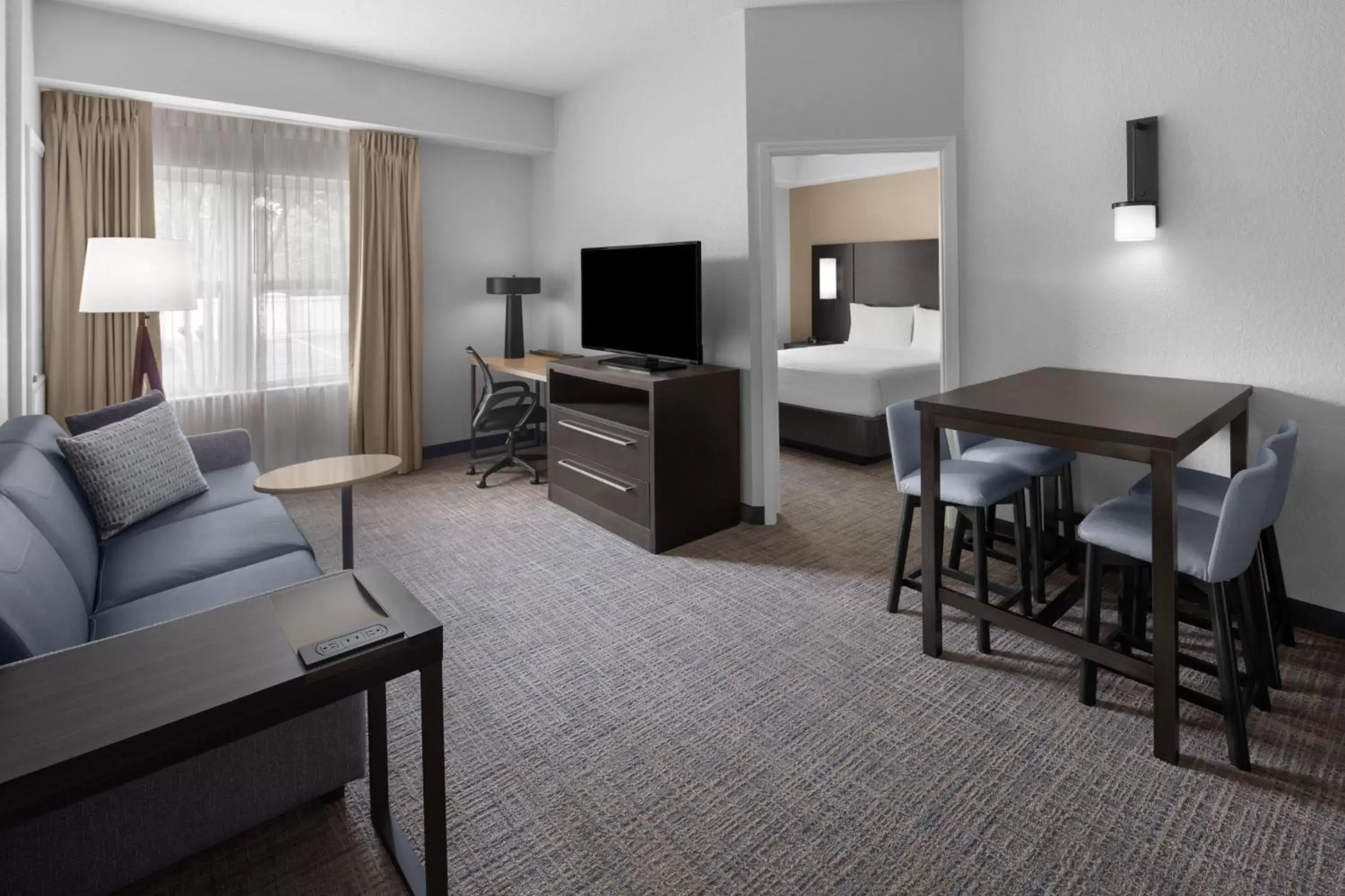 Bedroom, TV/Entertainment Center in Residence Inn Tampa Oldsmar