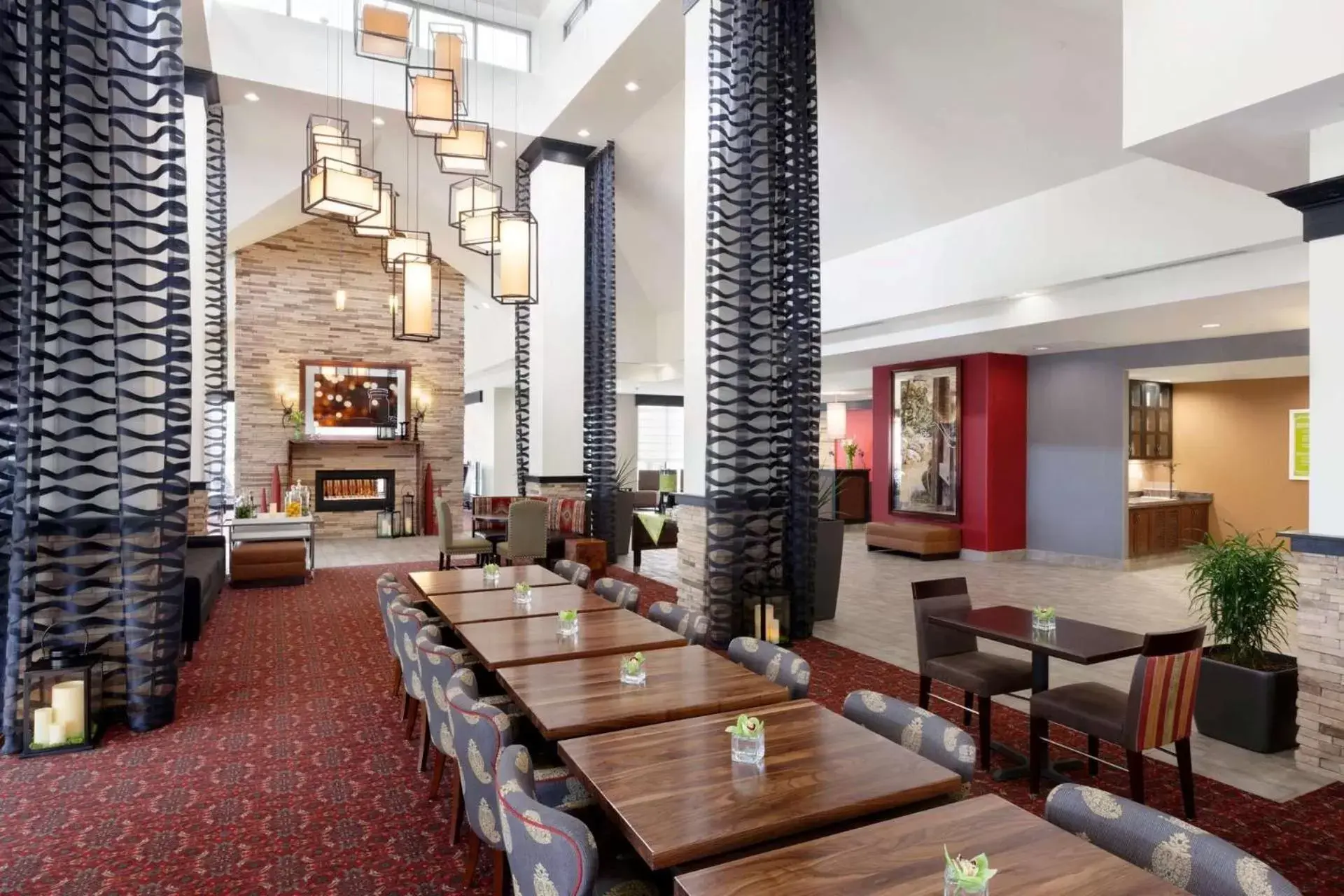 Lobby or reception, Restaurant/Places to Eat in Hilton Garden Inn Denison/Sherman/At Texoma Event Center
