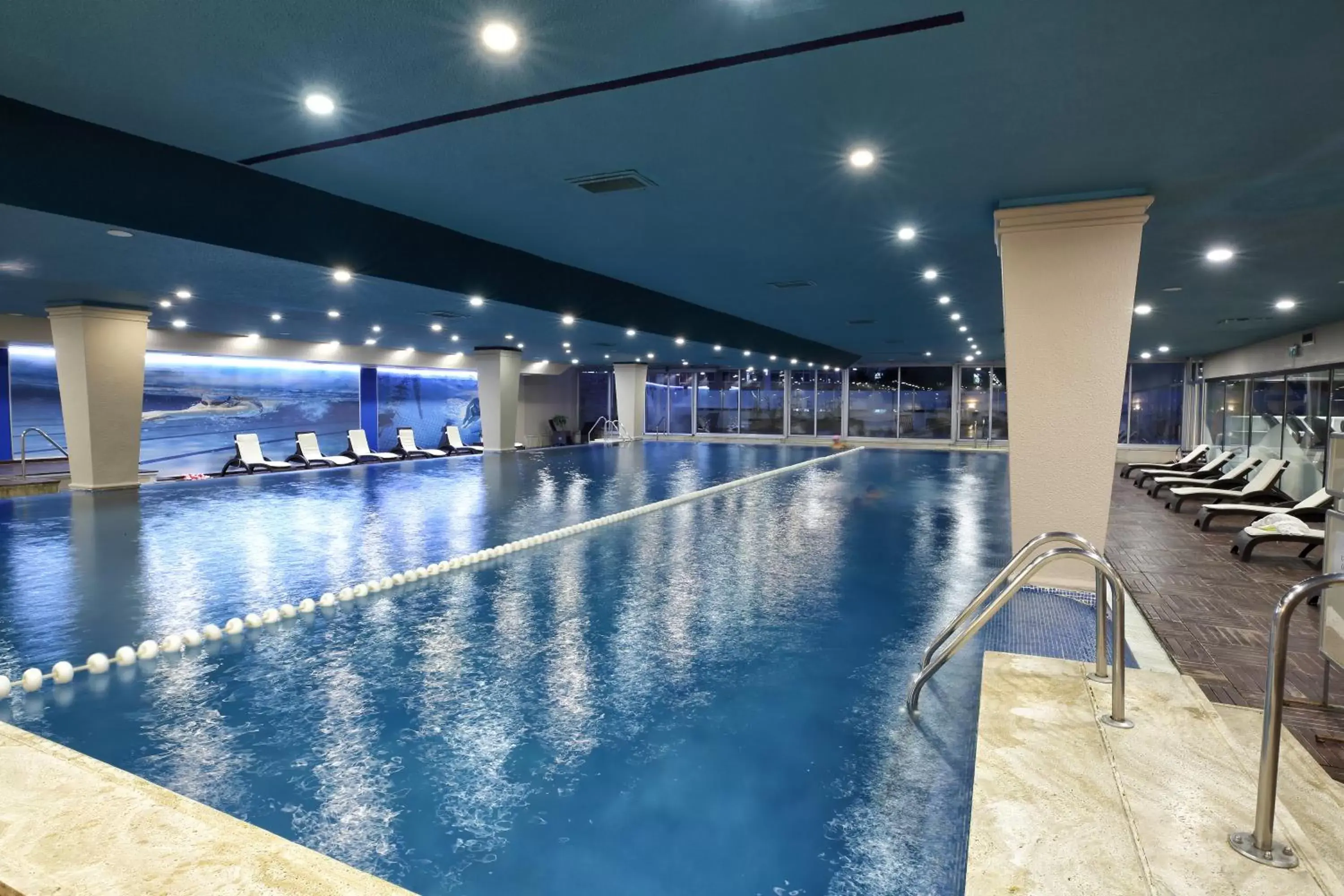 On site, Swimming Pool in Dedeman Istanbul