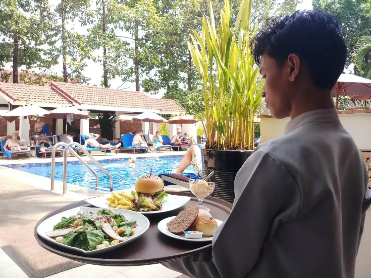 Restaurant/places to eat in Tara Angkor Hotel