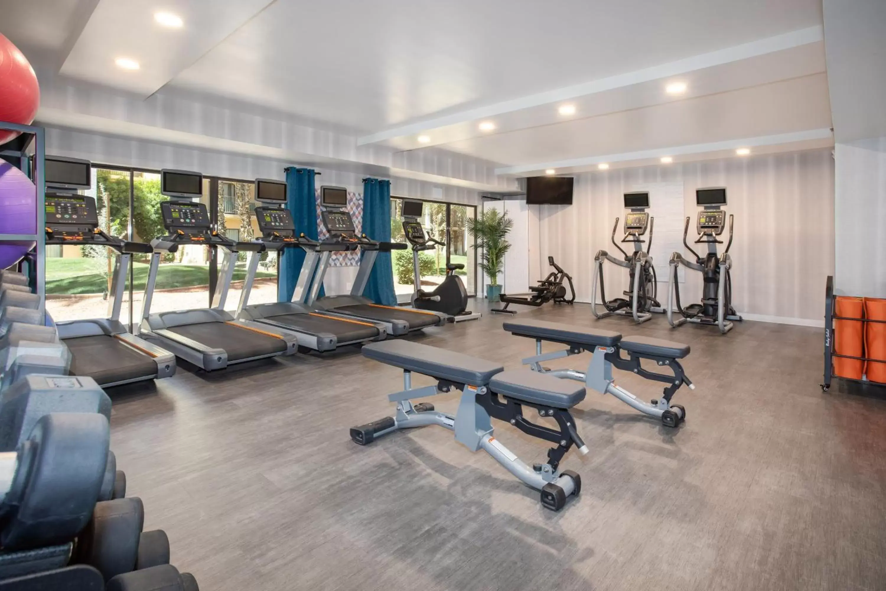 Fitness centre/facilities, Fitness Center/Facilities in Crowne Plaza Phoenix - Chandler Golf Resort, an IHG Hotel