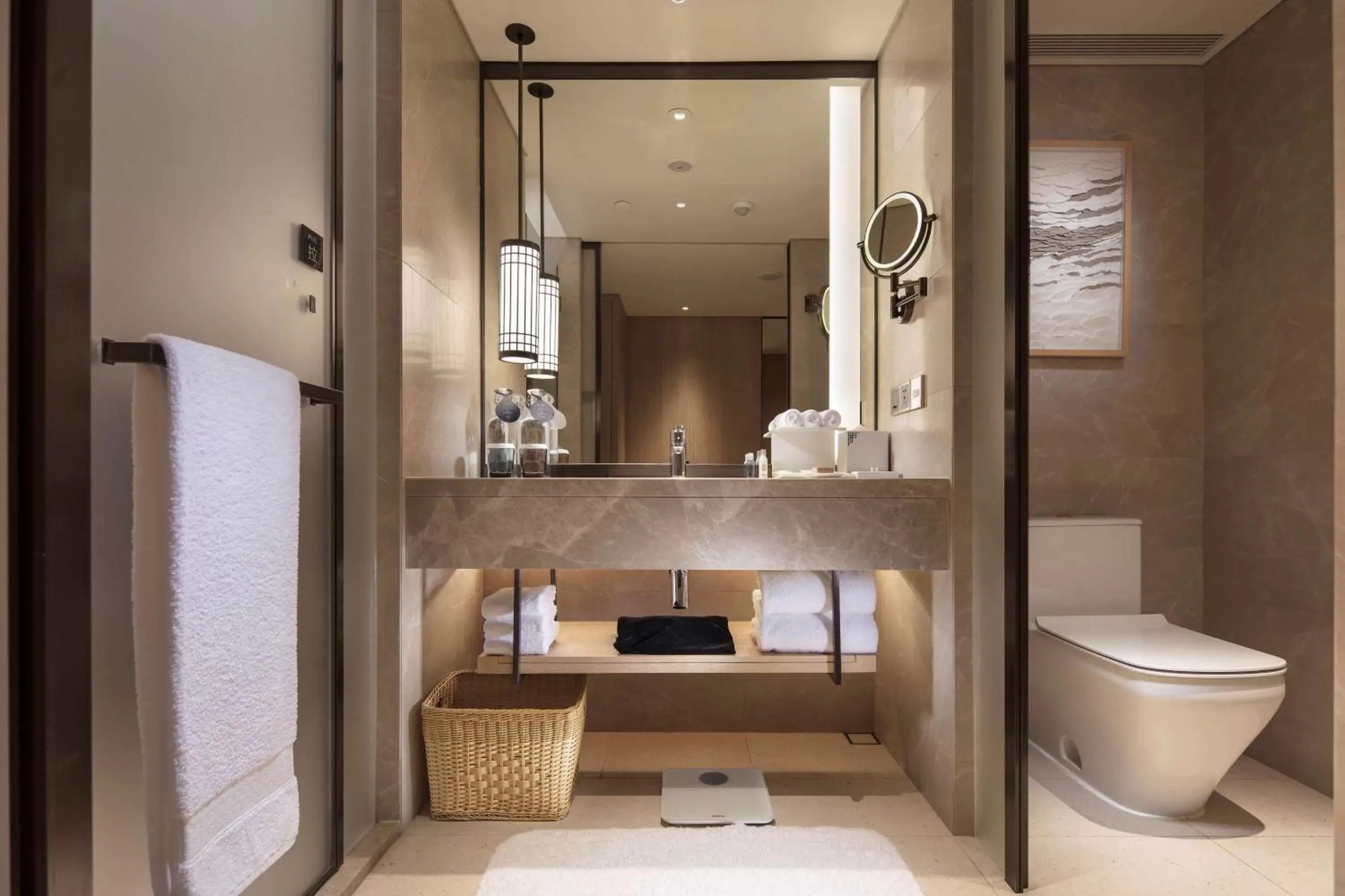 Bathroom in Hilton Shenzhen Shekou Nanhai