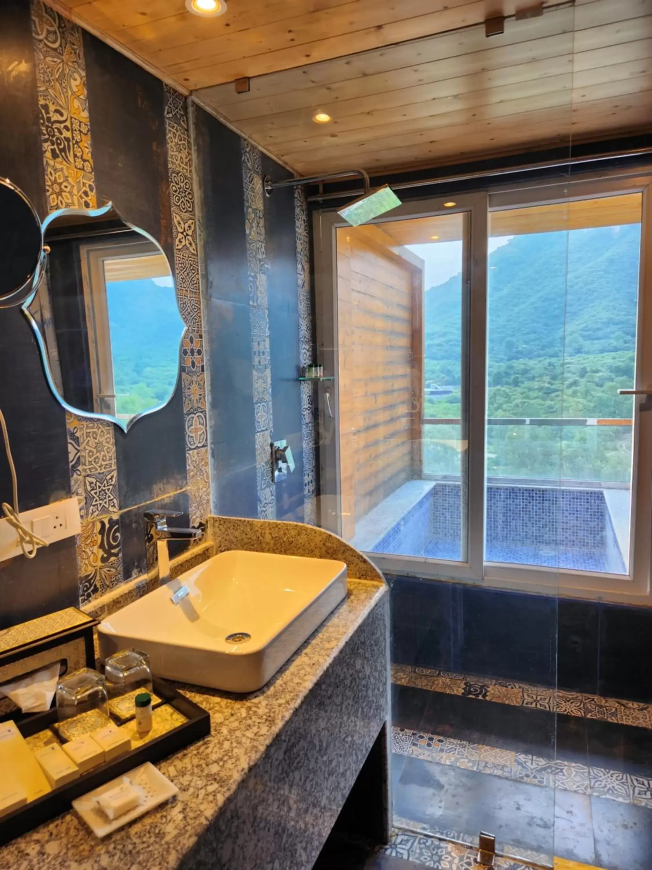 Bathroom in Bamboo Saa Resort & Spa