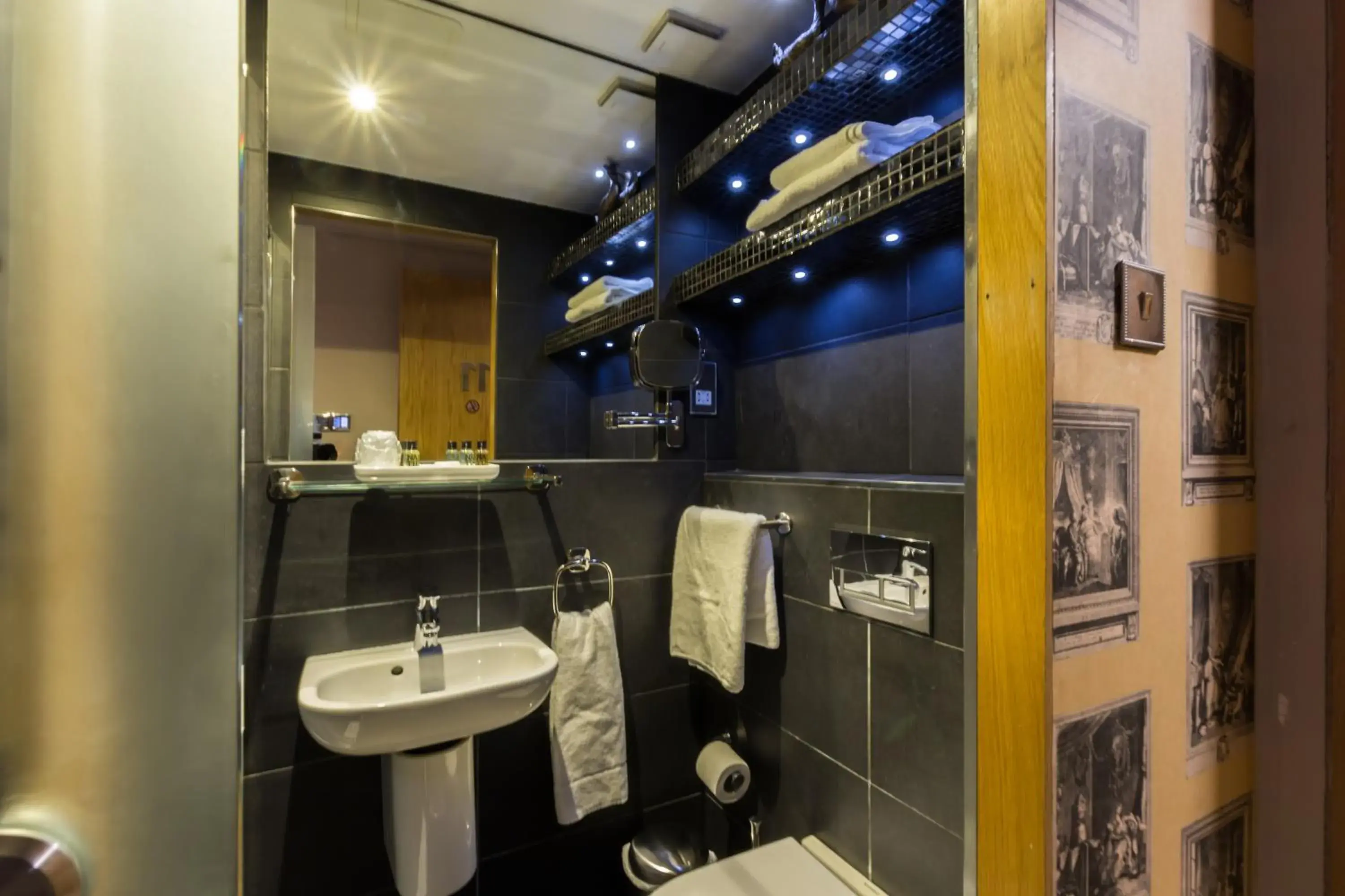 Bathroom in Arosfa Hotel London by Compass Hospitality