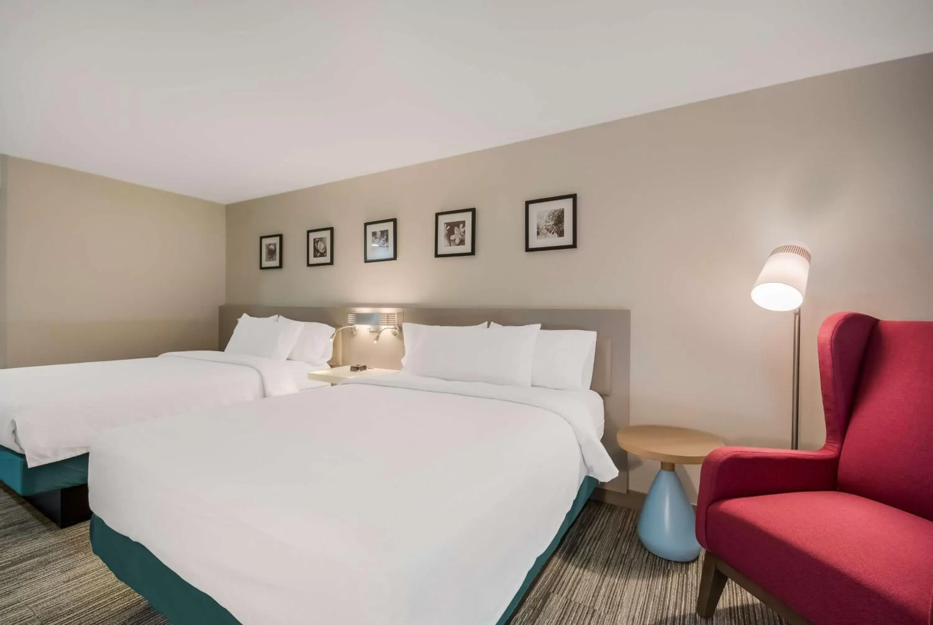 Queen Room with Two Queen Beds - Mobility and Hearing Access in Hilton Garden Inn Oklahoma City Midtown Queen Room with Two Queen Beds - Mobility and Hearing Access in Hilton Garden Inn Oklahoma City Midtown