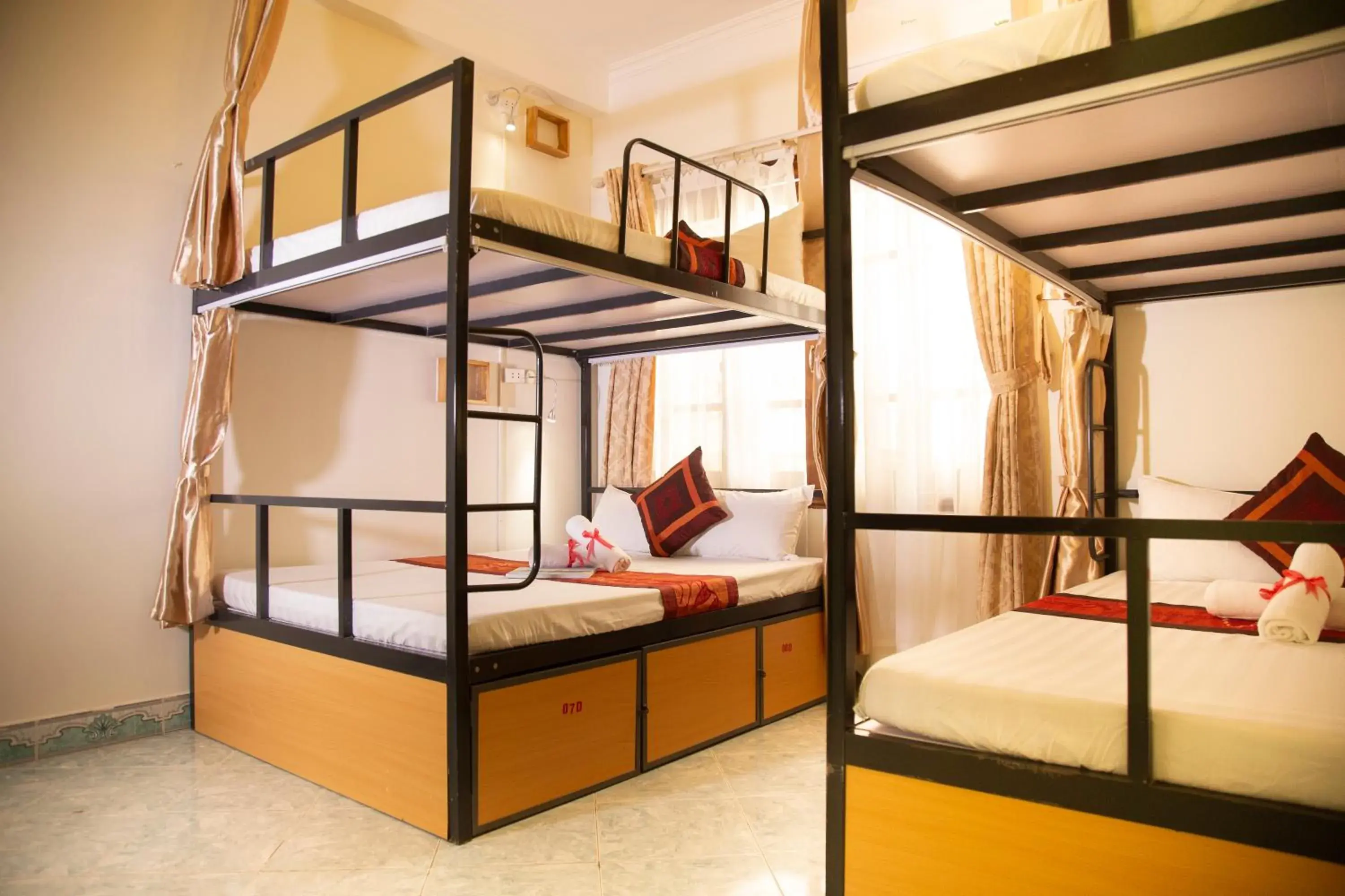 Bunk Bed in Hanoi City Backpackers Hostel