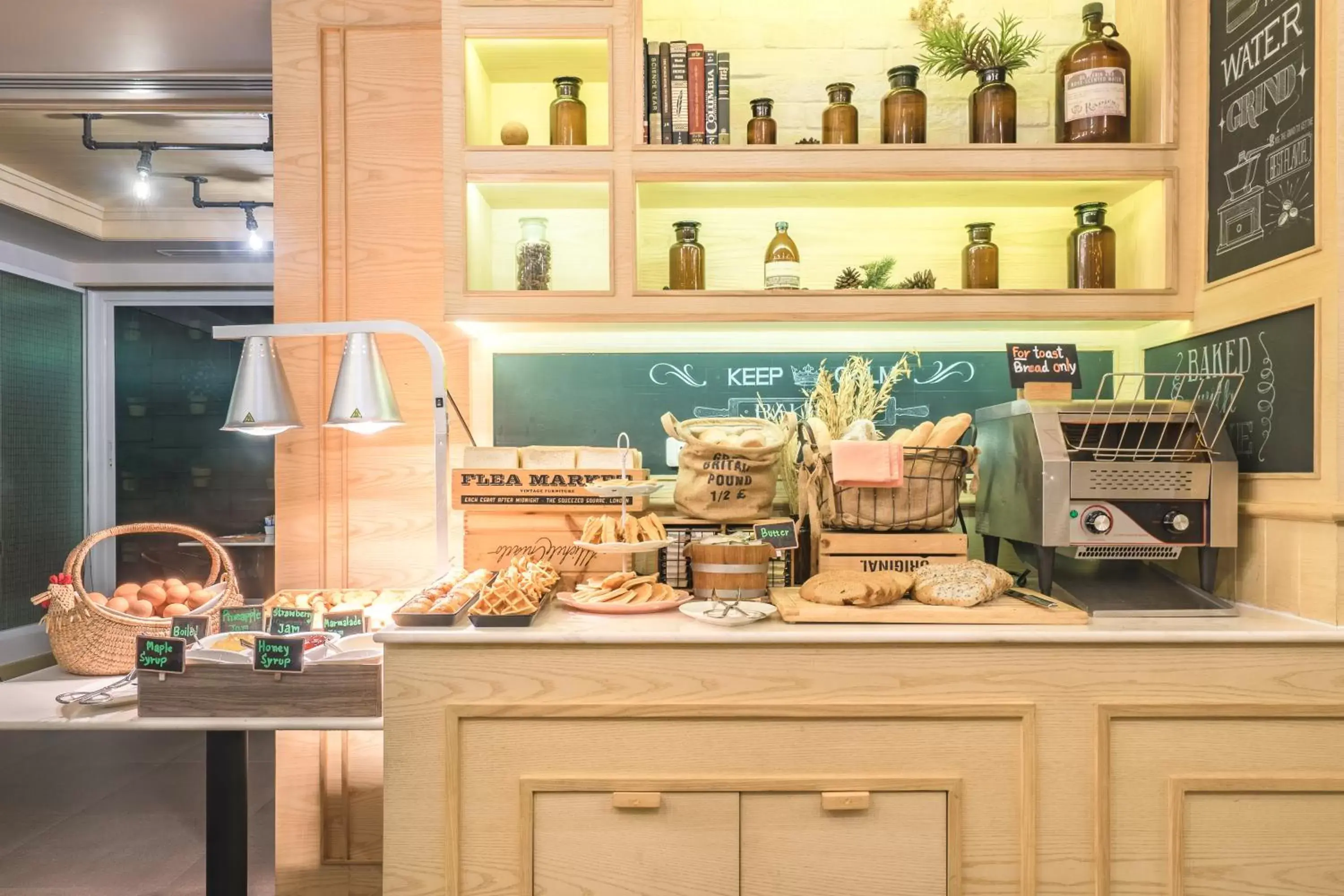 Food and drinks in Citrus Sukhumvit 11 by Compass Hospitality