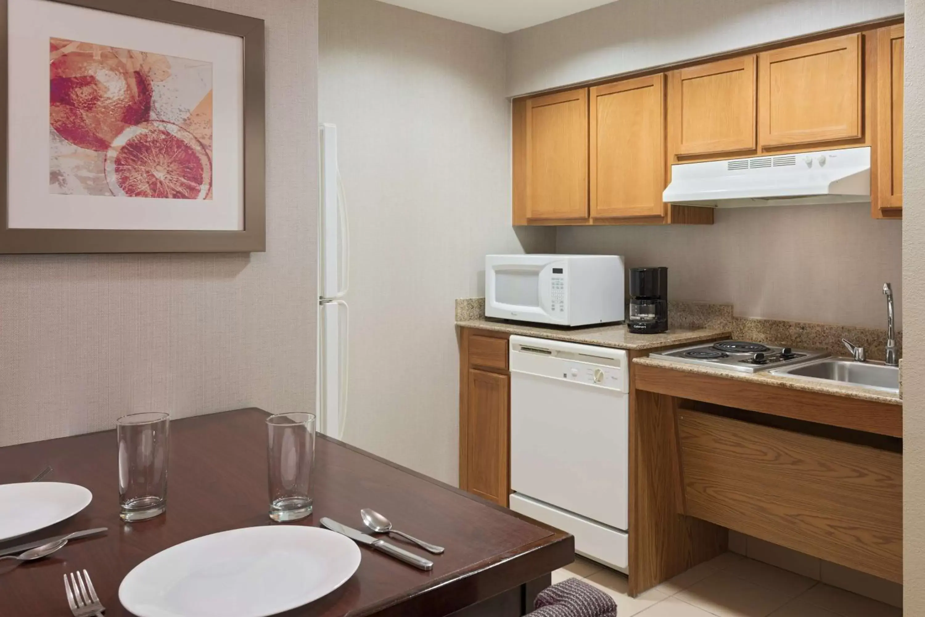 Kitchen or kitchenette, Kitchen/Kitchenette in Homewood Suites by Hilton Orlando-UCF Area