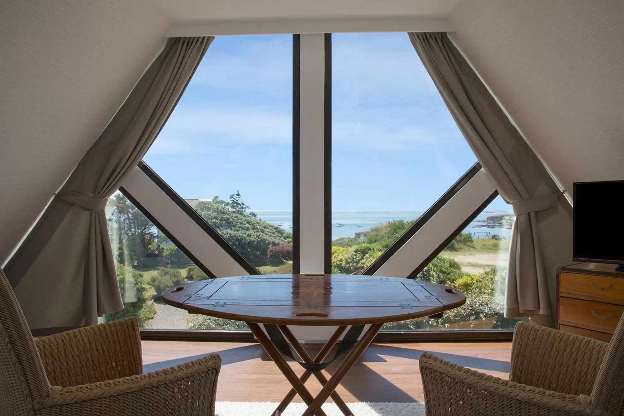 Sea view in Ar Men Du, Hôtel 3 Etoiles Restaurant Gastronomique Durable