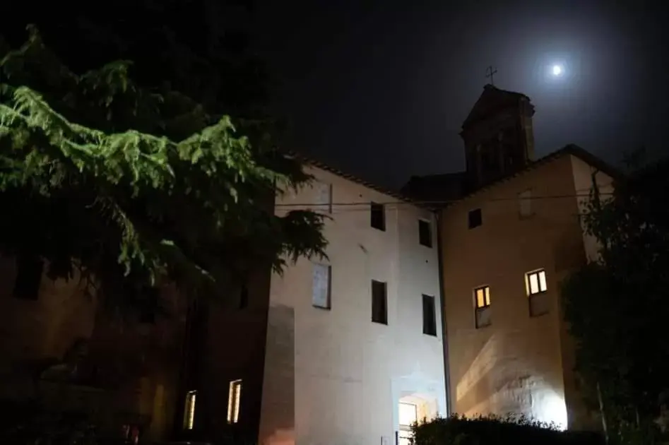 Property Building in Monastero Le Grazie