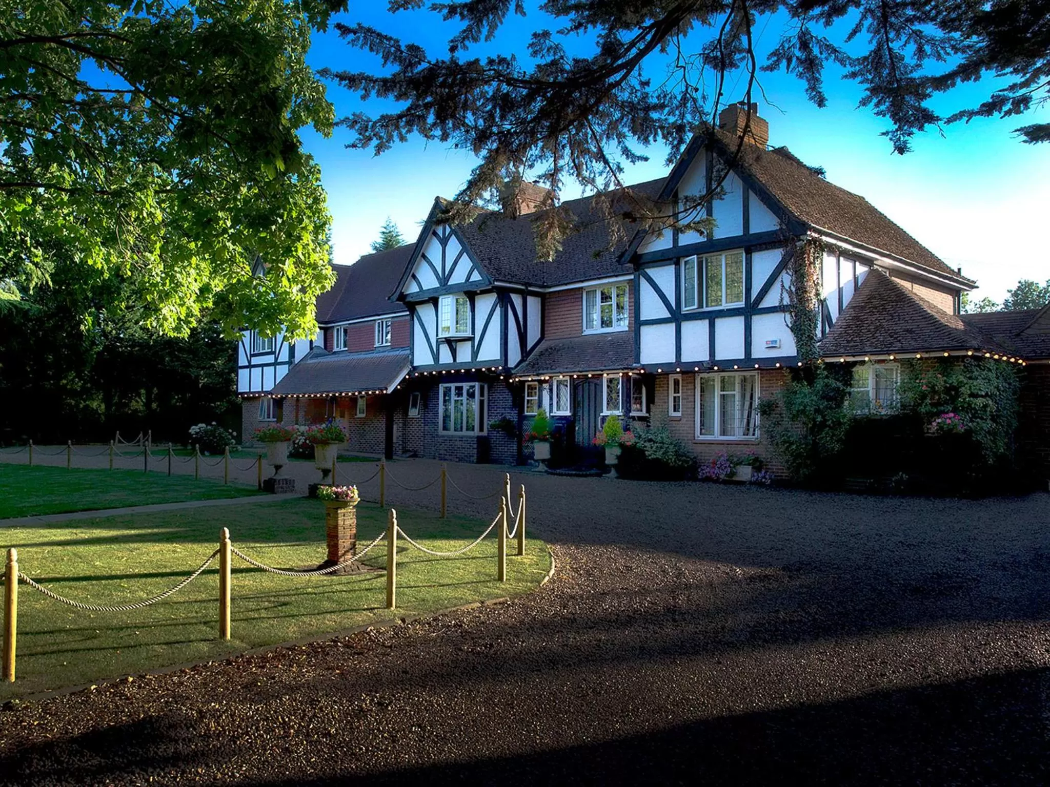 Little Silver Country Hotel