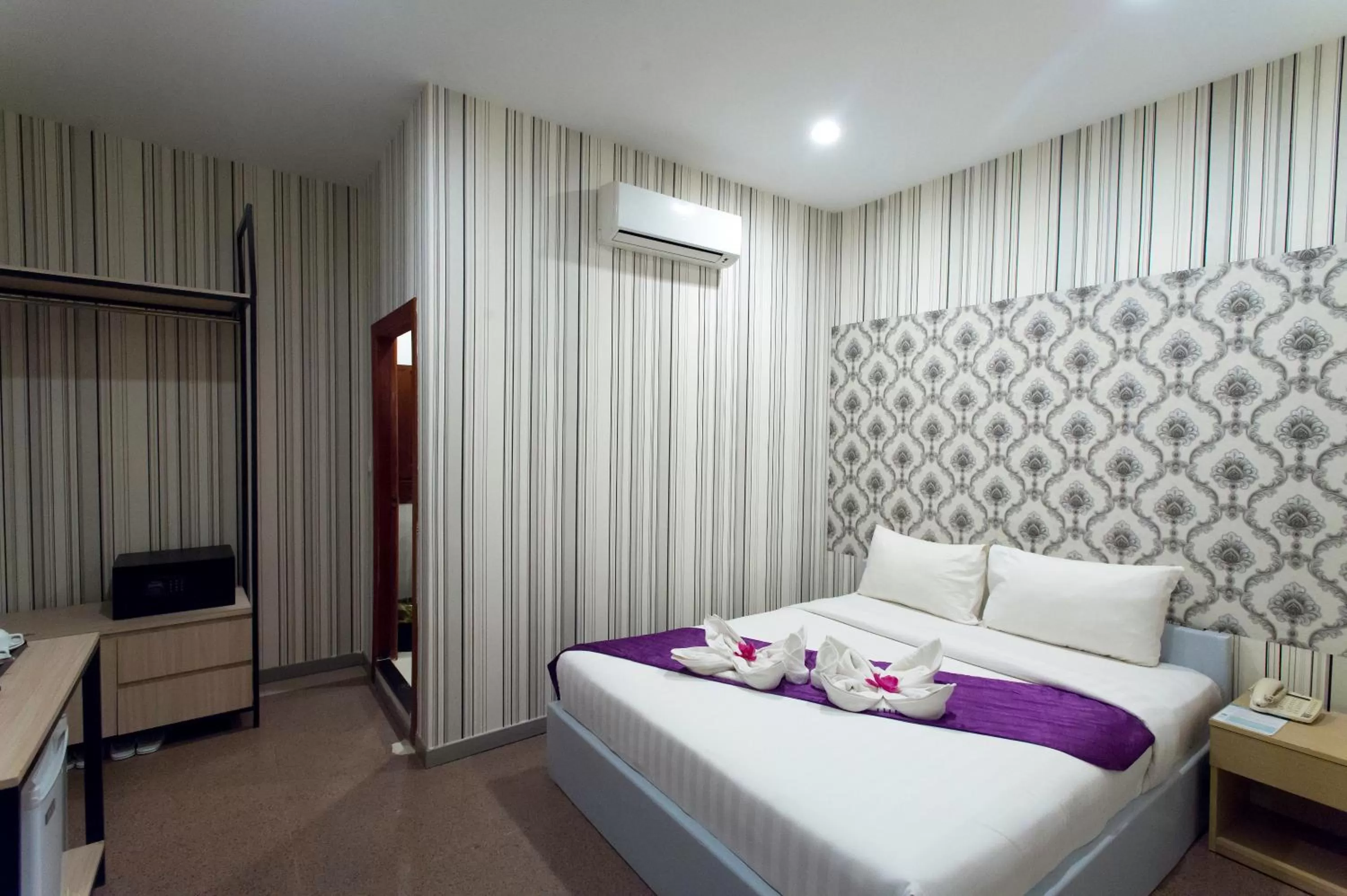 Photo of the whole room in White Residence Hotel & Apartment