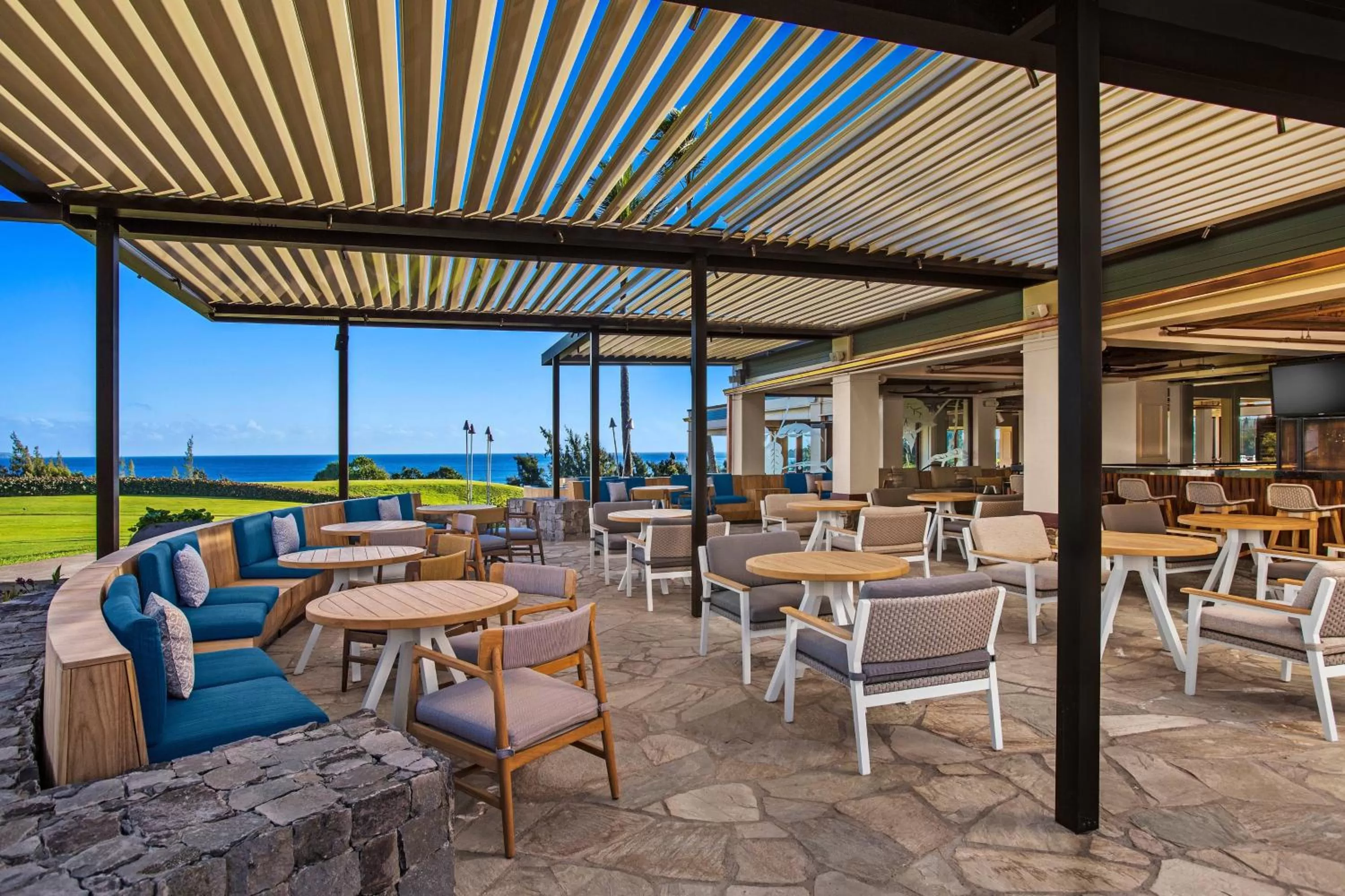 Restaurant/places to eat in The Ritz-Carlton Maui, Kapalua