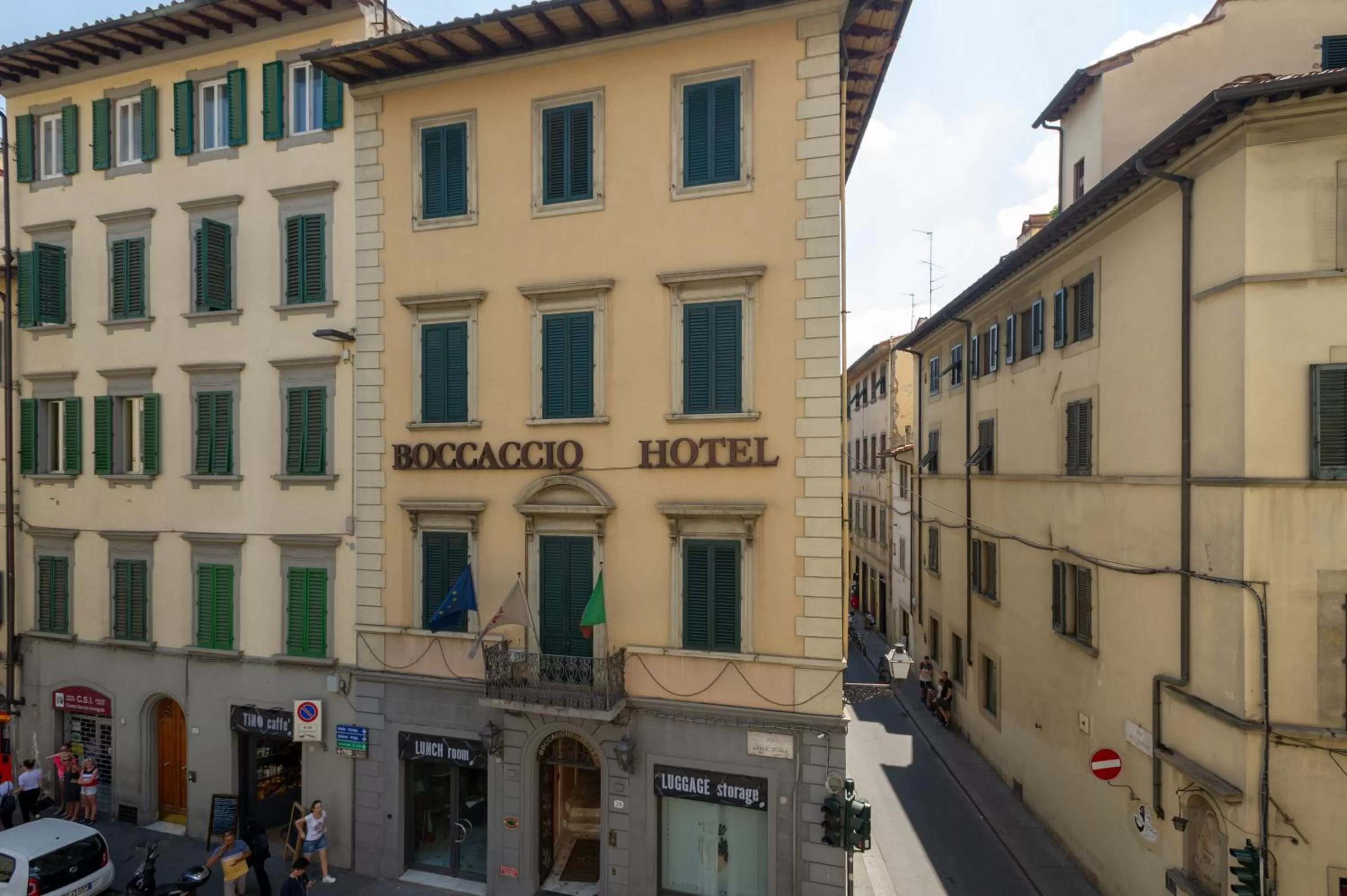 Property building in Hotel Boccaccio