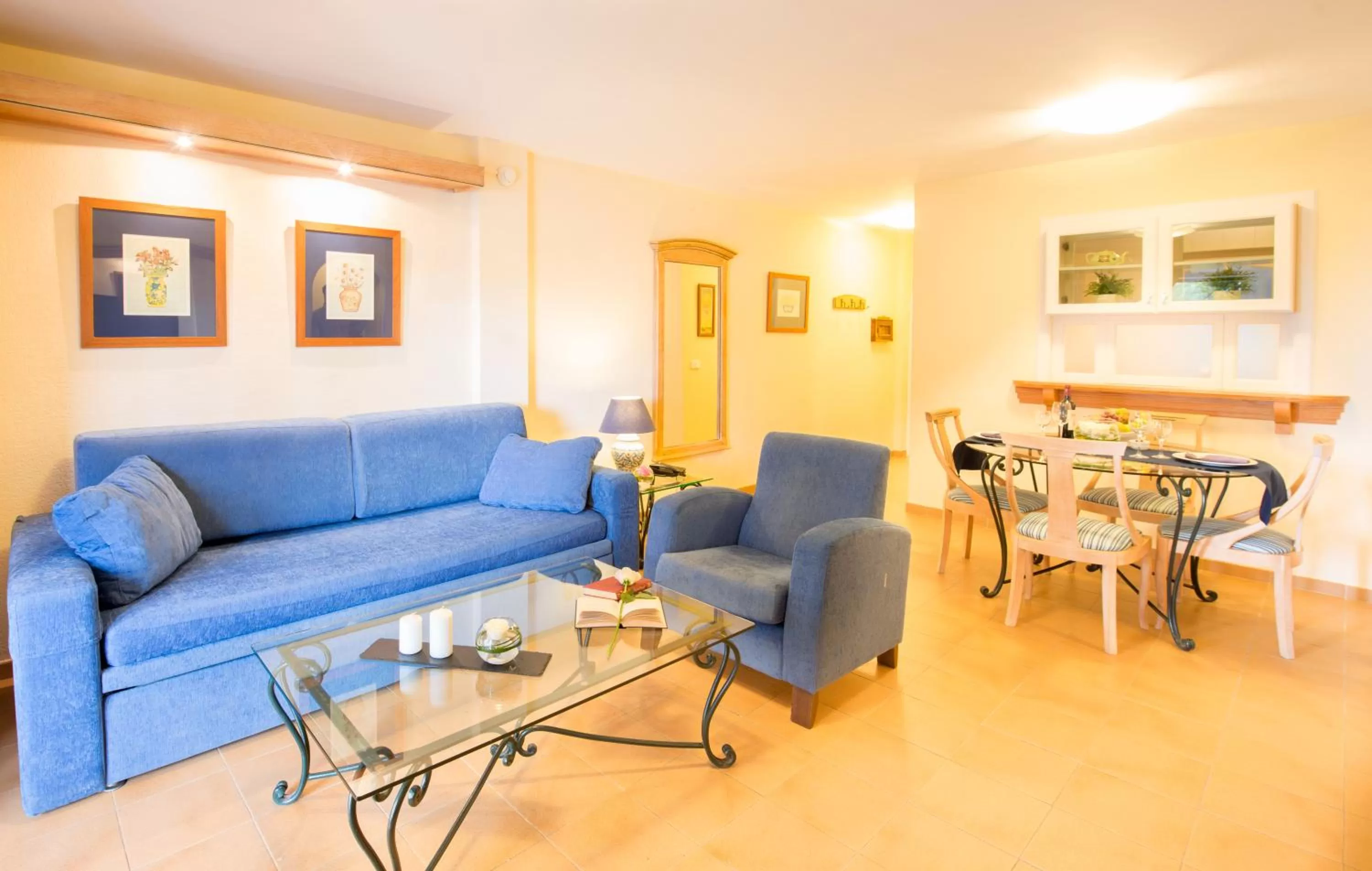 Two-Bedroom Apartment in Aparthotel Ona Cala Pi Club