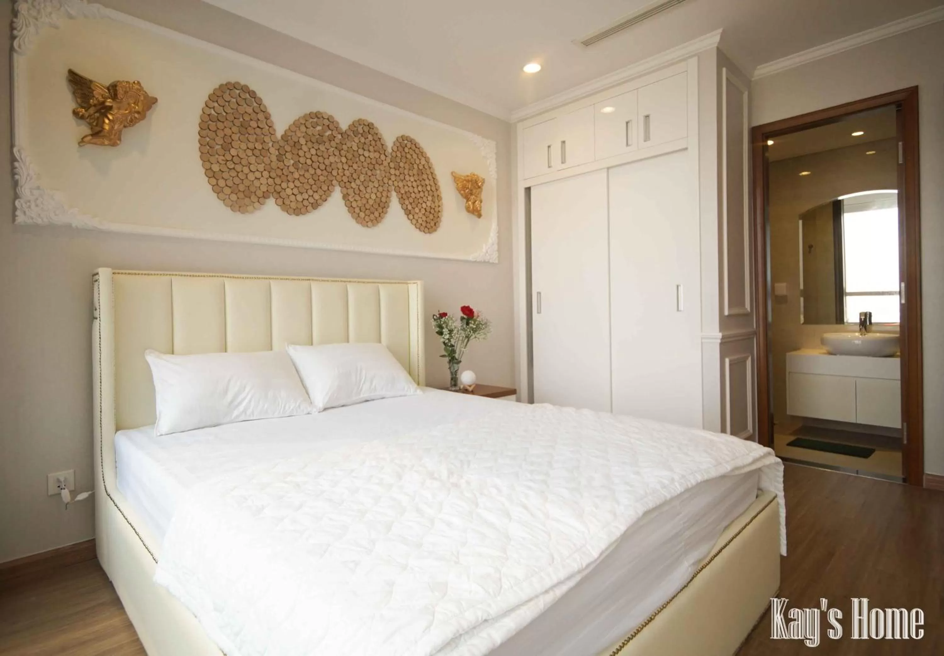 Bed in Vinhomes Central Park-Nice Homes