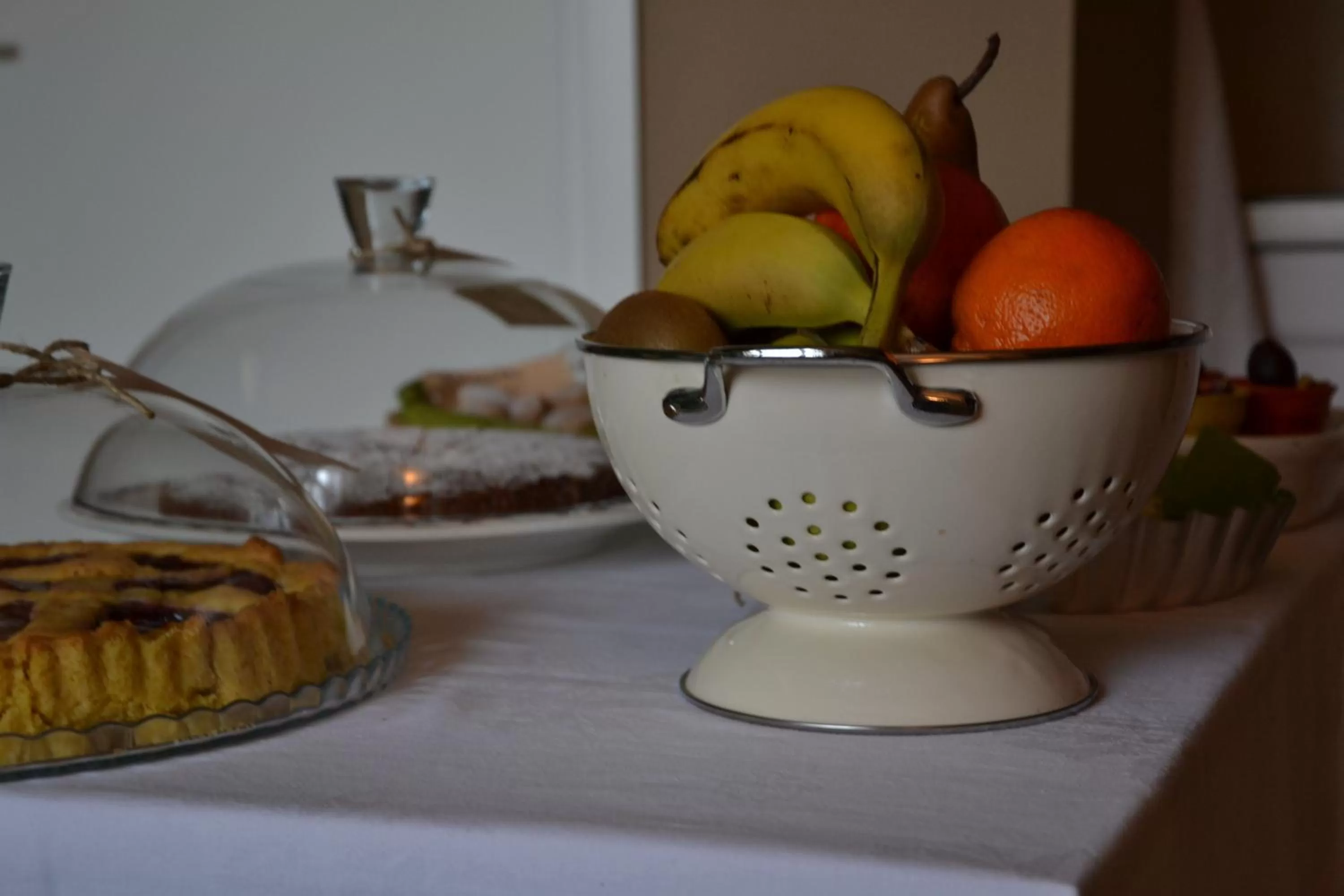 Communal lounge/ TV room in La Combriccola