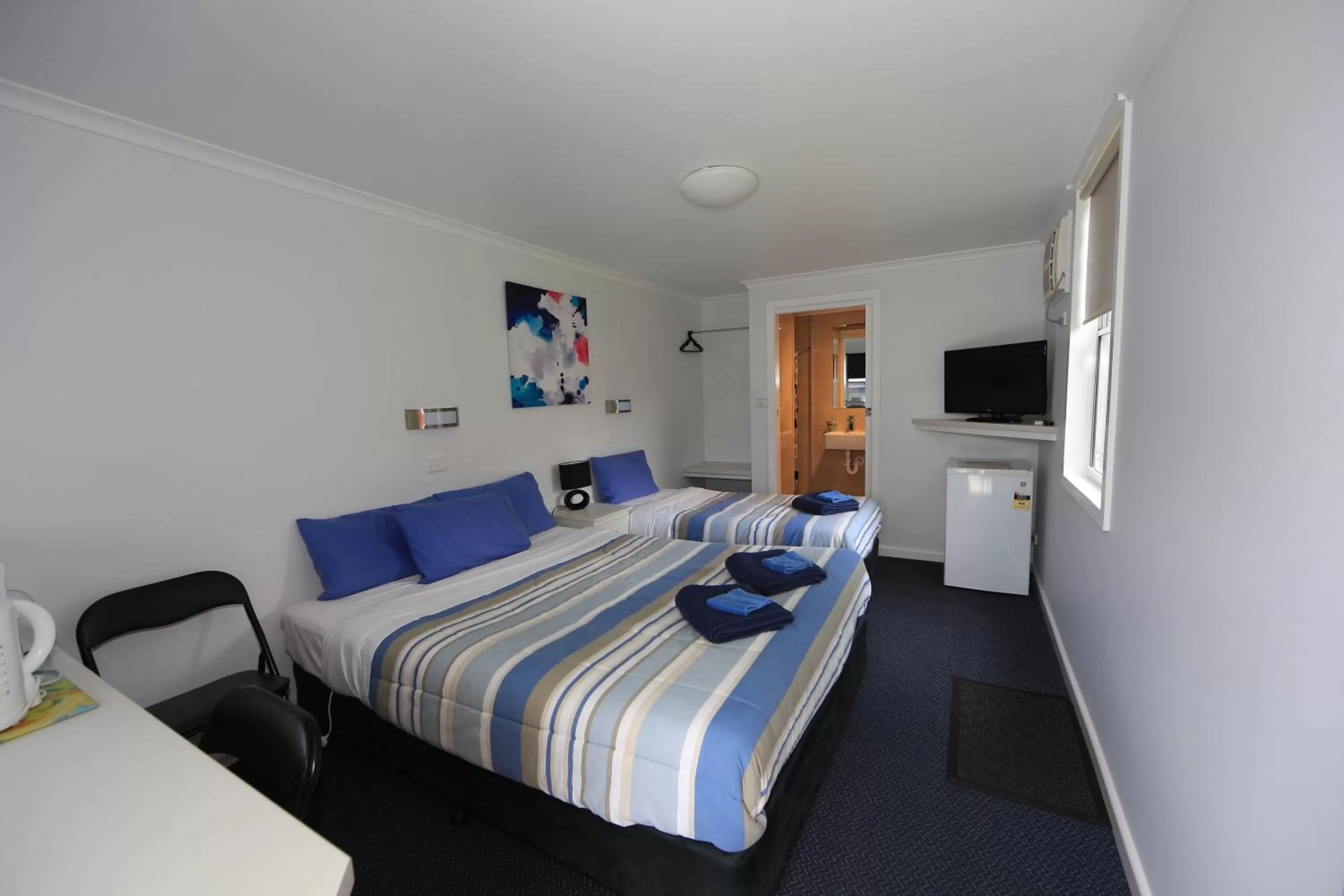 Bedroom, Bed in Wattle Grove Motel Maryborough