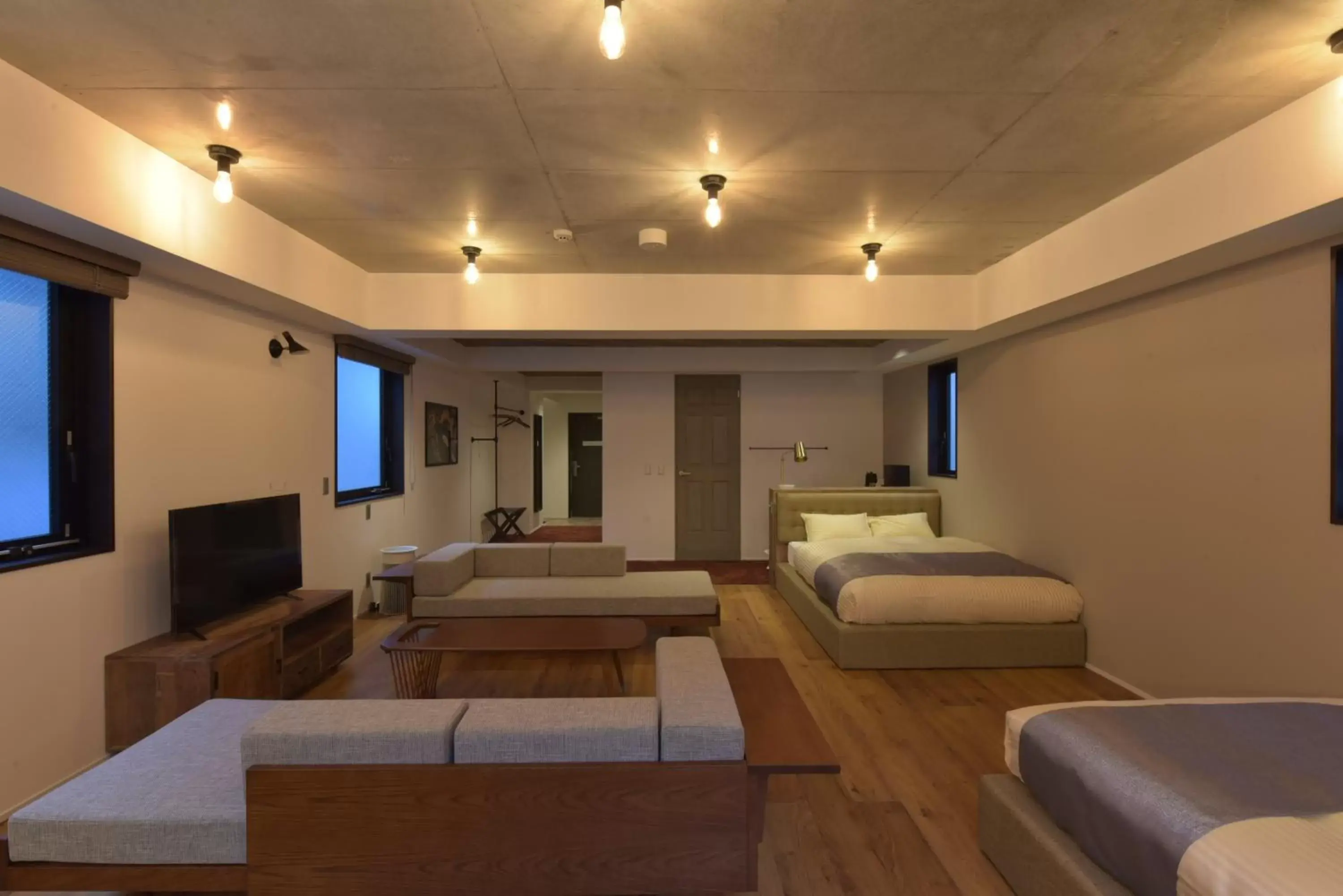 Deluxe Room wtih 2 Sofa Beds in Hotel Vintage Tokyo Kagurazaka Deluxe Room wtih 2 Sofa Beds in Hotel Vintage Tokyo Kagurazaka