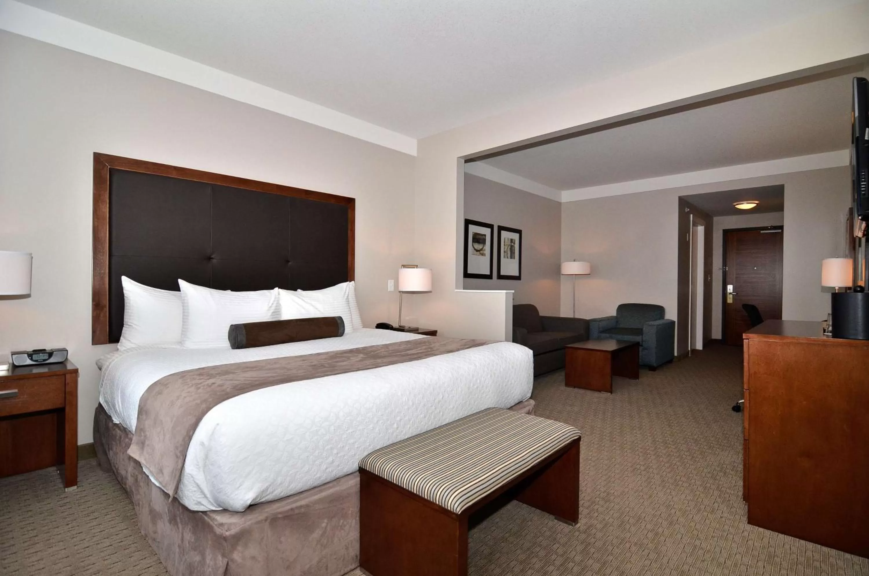 Deluxe King Suite - Non-Smoking in Best Western Plus Revelstoke