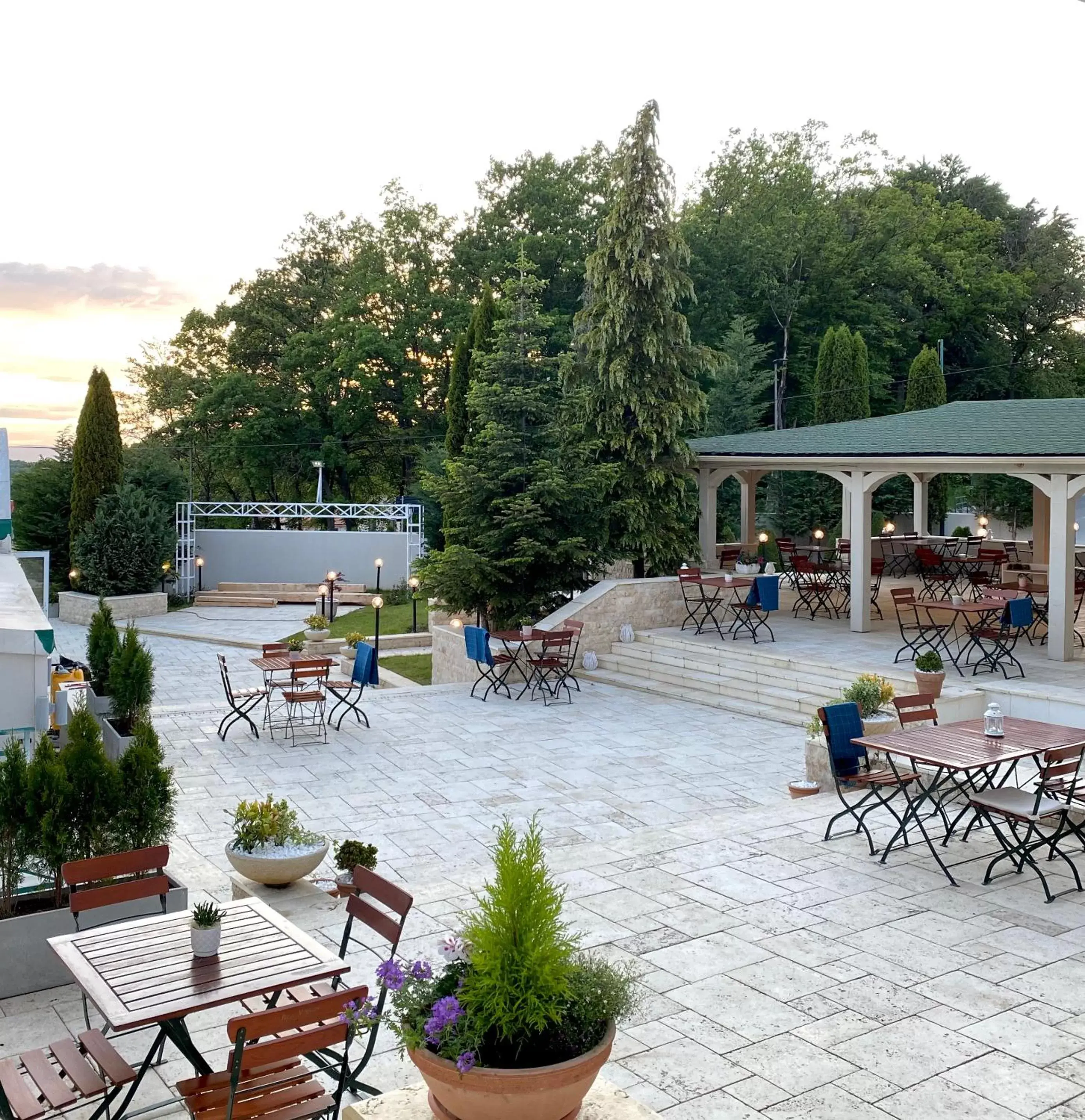 Patio in Hotel Sunny Hill