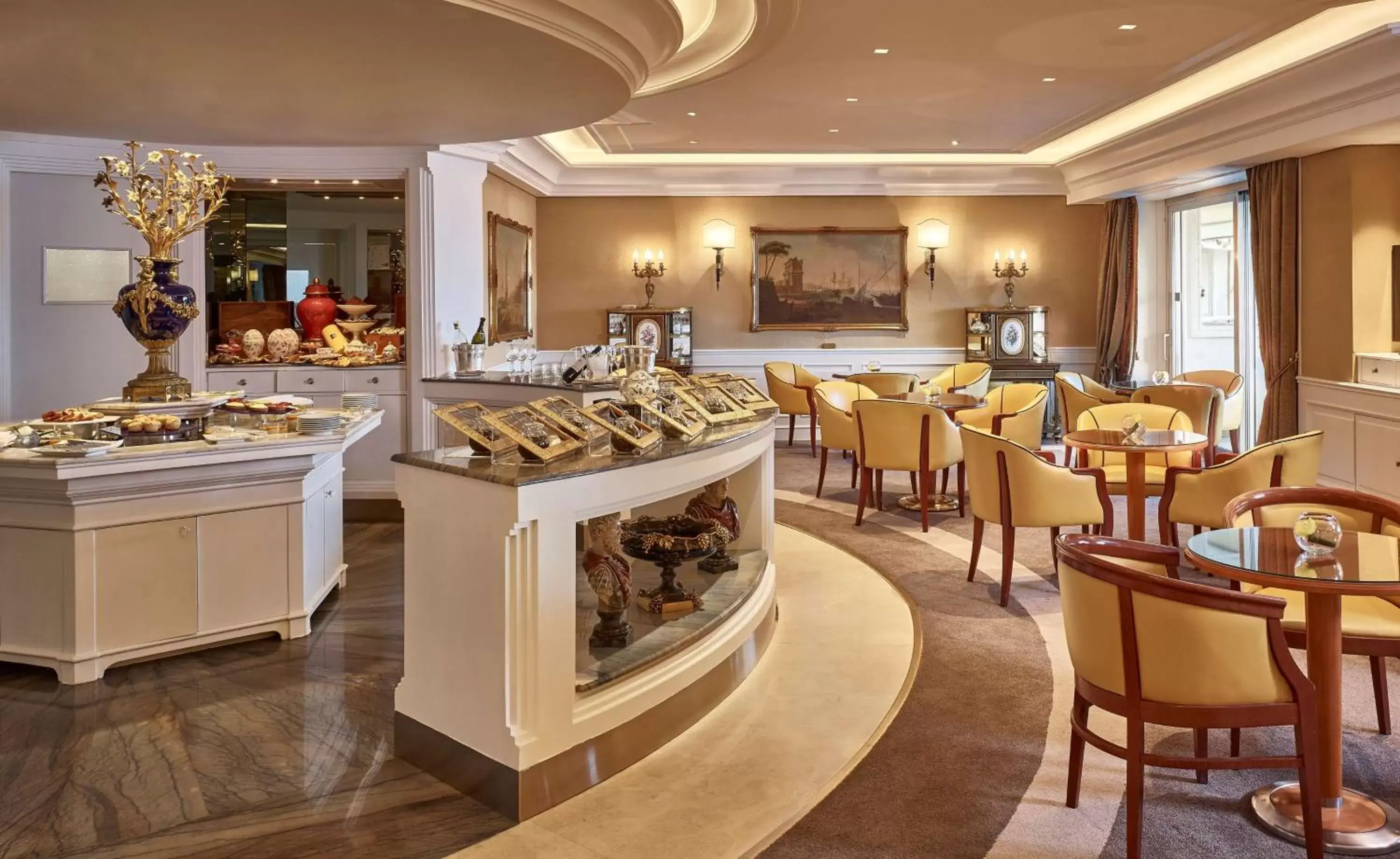 Dining area, Restaurant/Places to Eat in Rome Cavalieri, A Waldorf Astoria Hotel