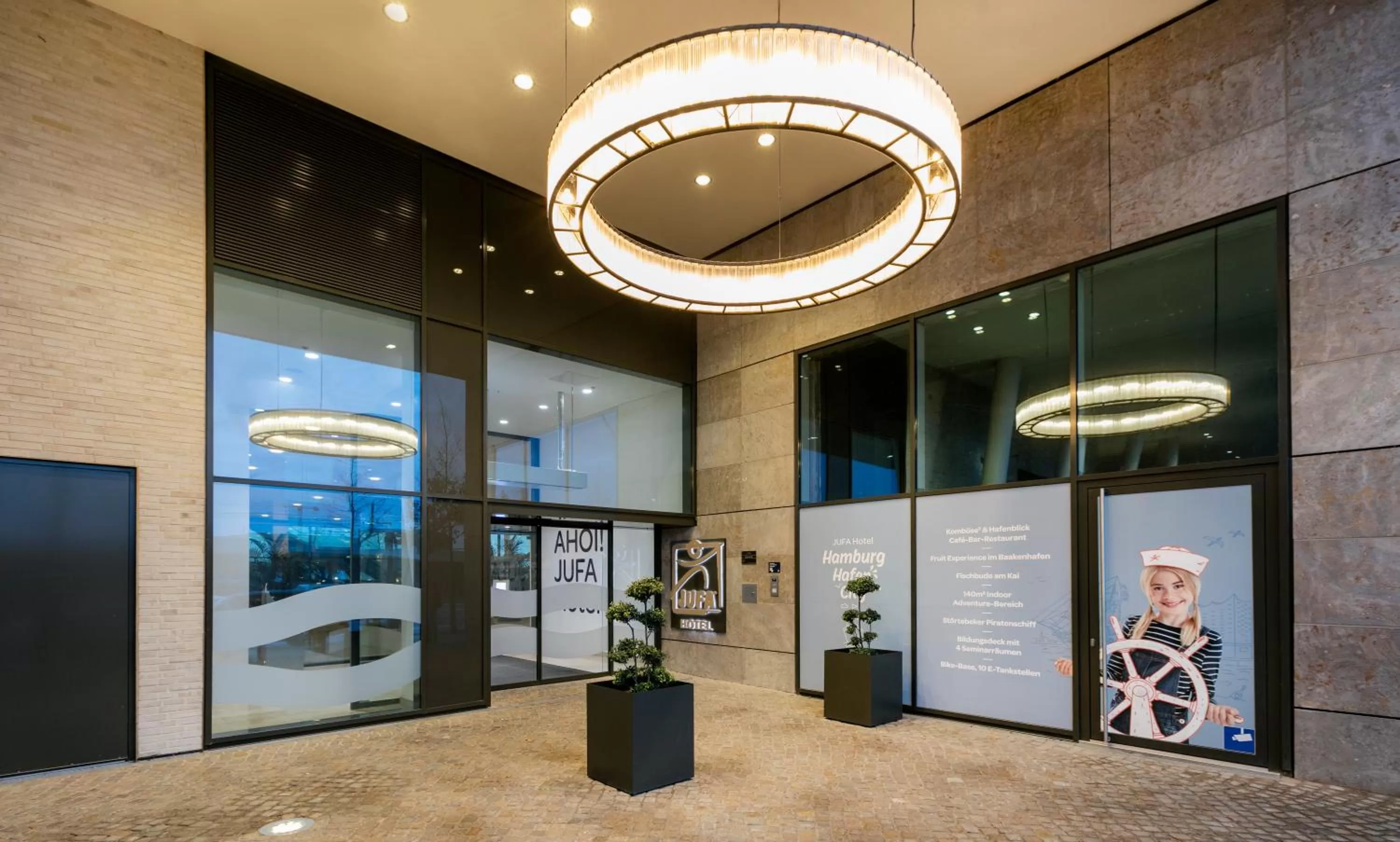 Facade/entrance in JUFA Hotel Hamburg HafenCity