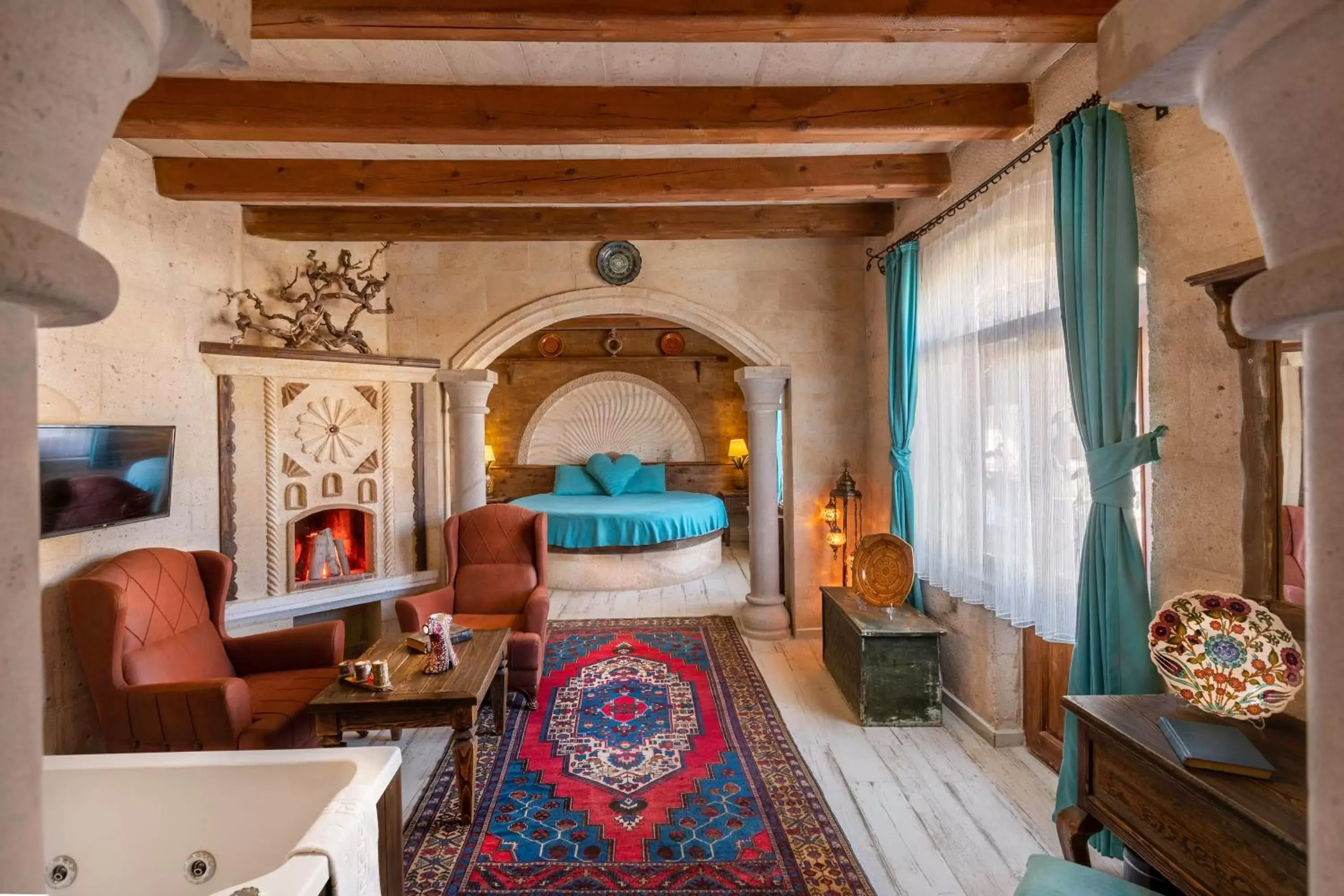 Bedroom, Bed in Maron Stone House