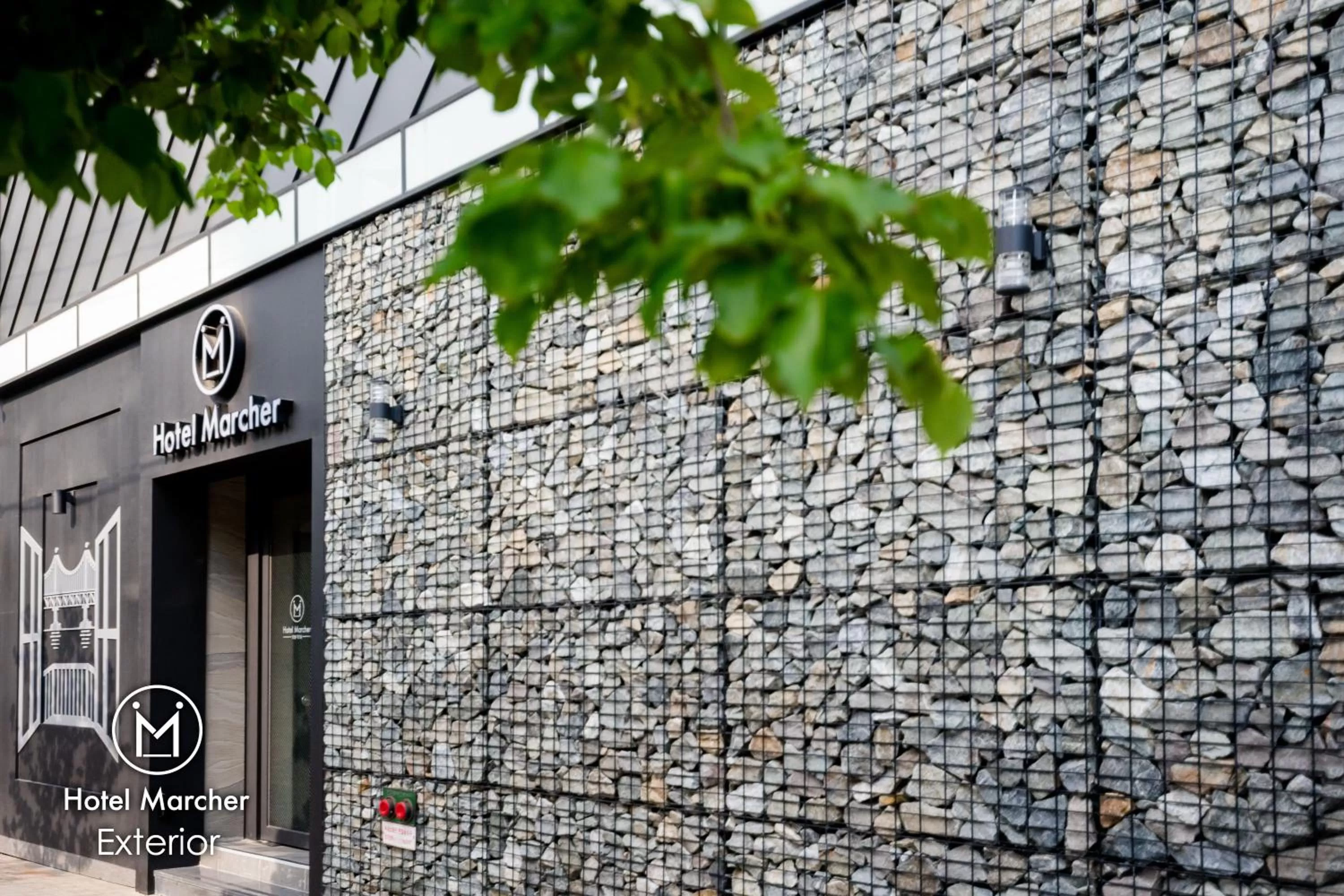 Facade/entrance in Hotel Marcher