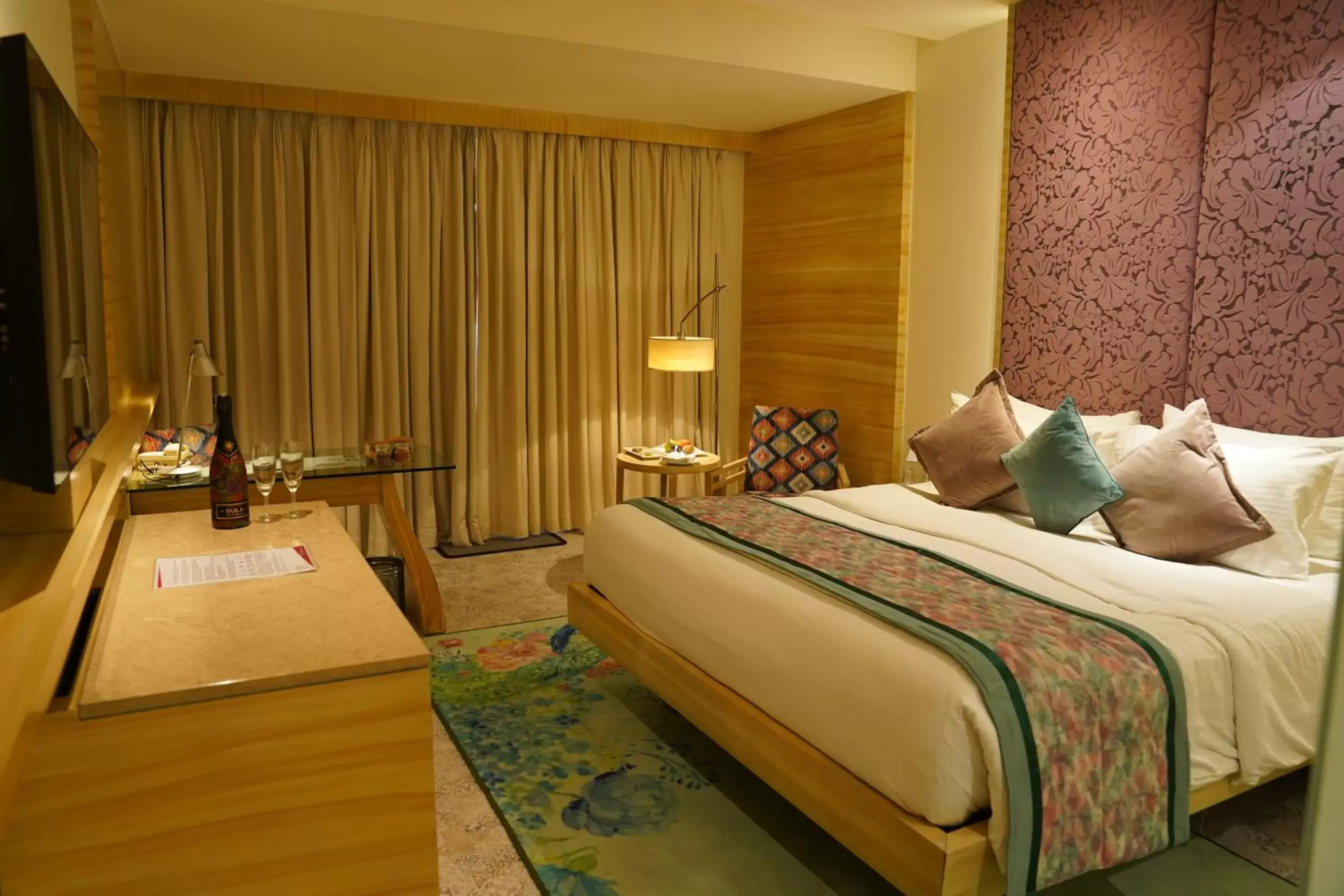 Bed in Hotel Royal Orchid Jaipur, 3 Kms to Airport