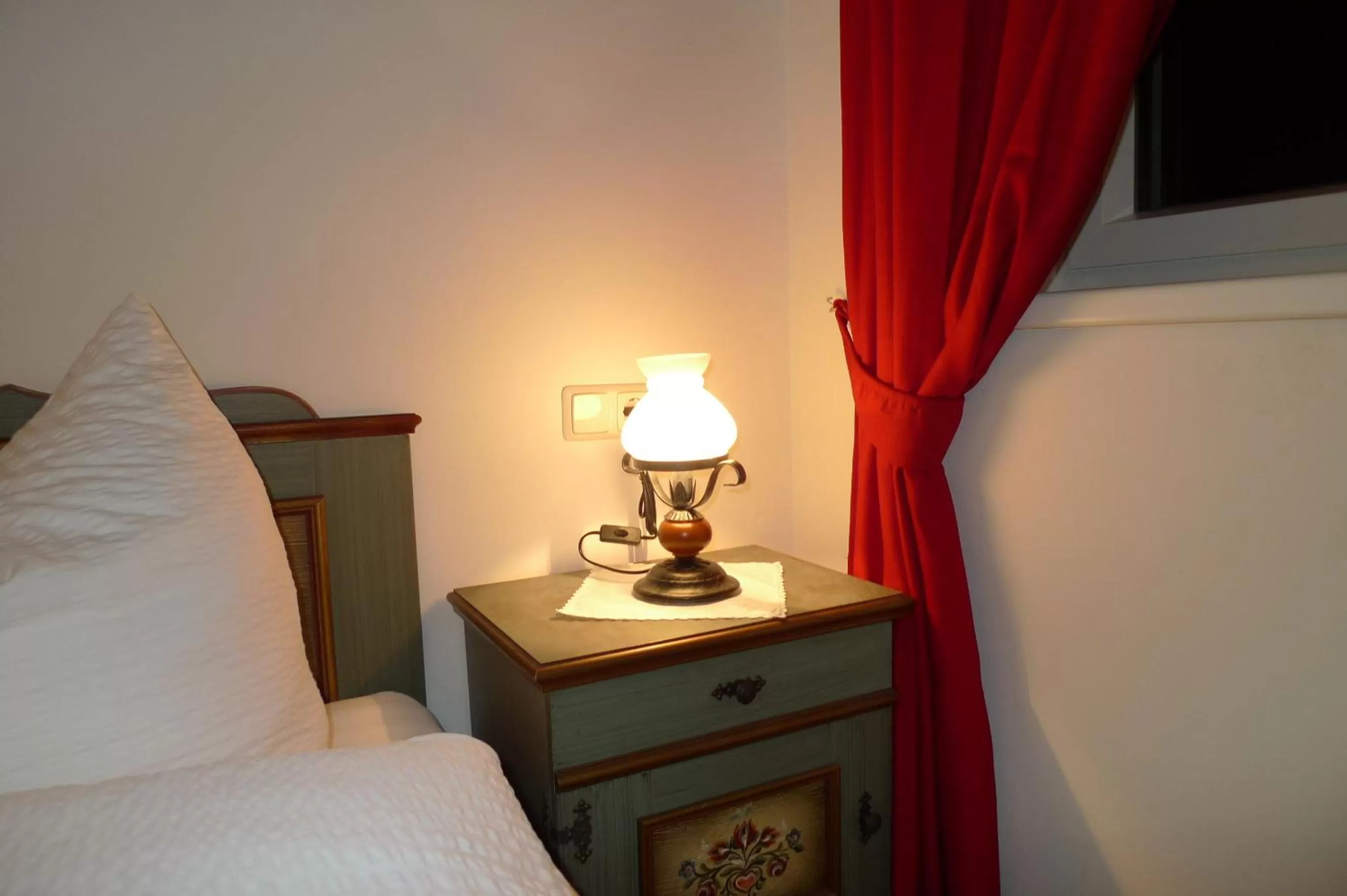 Decorative detail, Bed in Pension Marillenhof