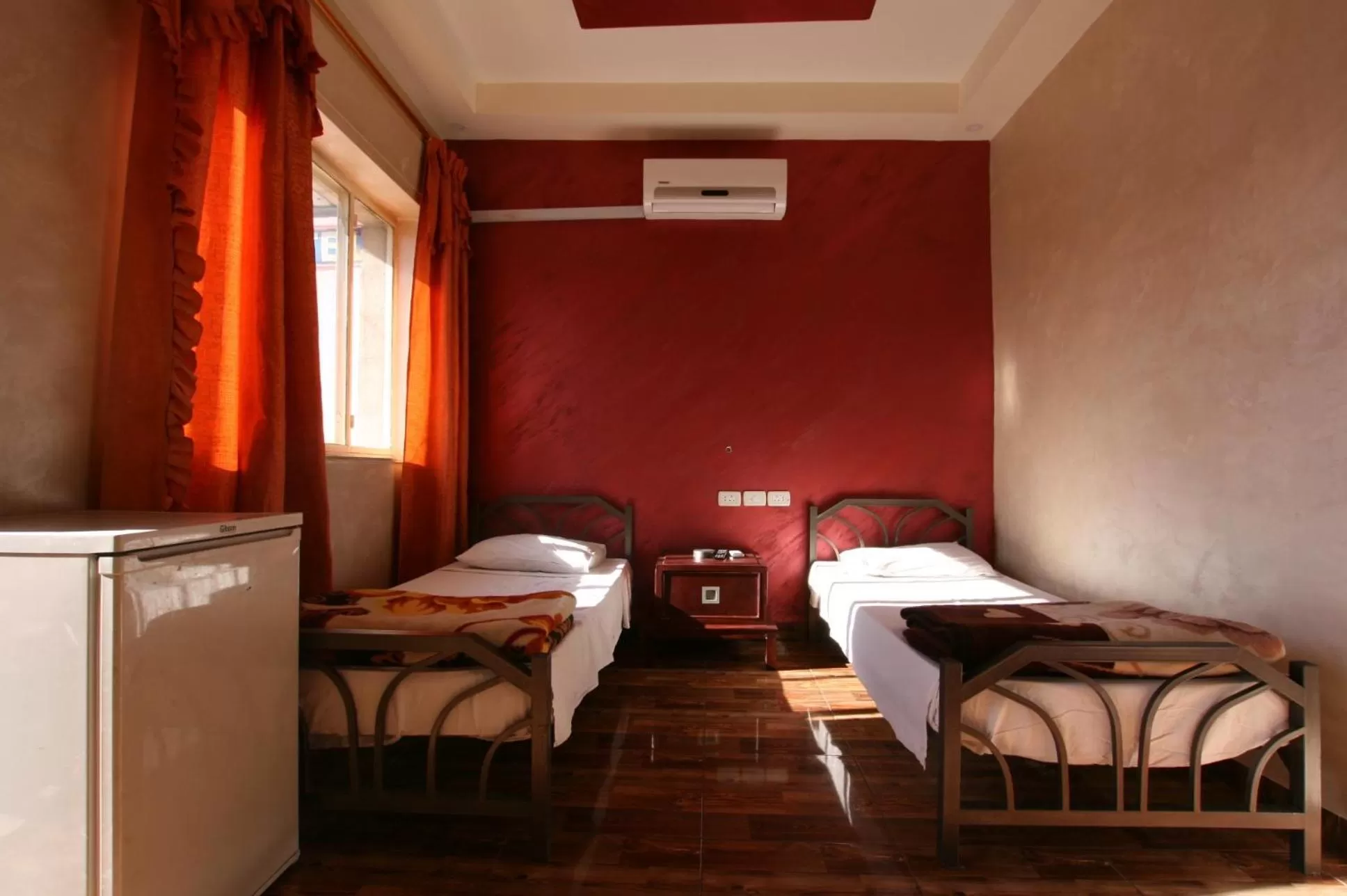 Sun Rise Hotel & Hostel & Tours