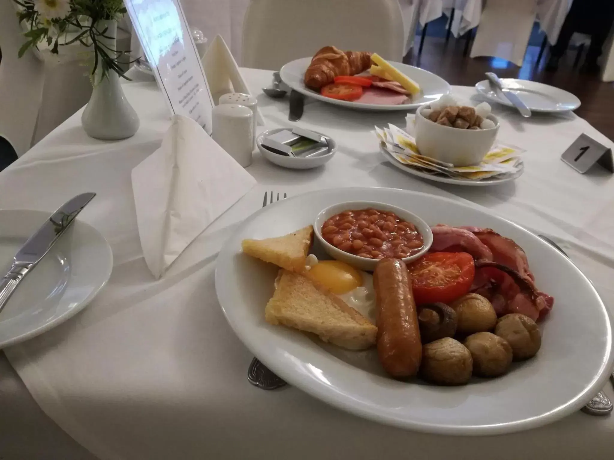 Continental breakfast in The Mayfair Hotel - OCEANA COLLECTION