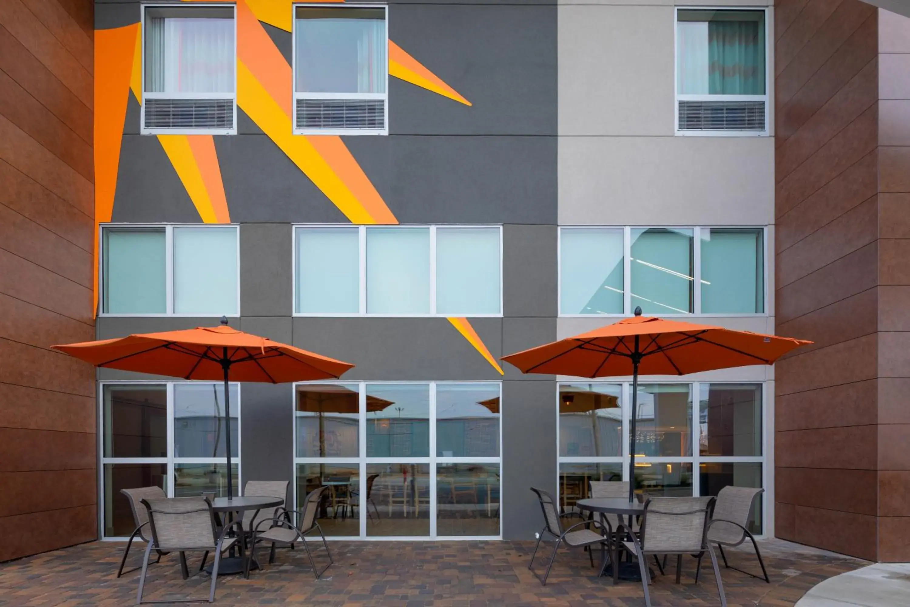 Balcony/Terrace in La Quinta Inn & Suites by Wyndham Perry