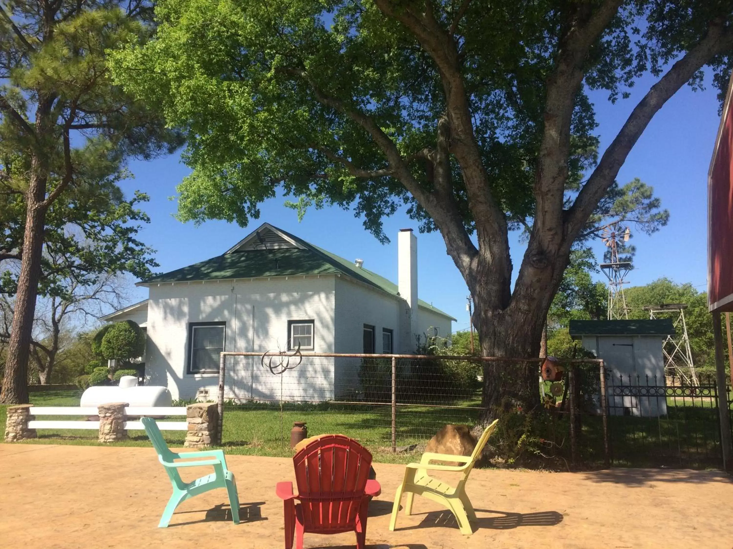 Patio, Property Building in The Old Liberty Schoolhouse