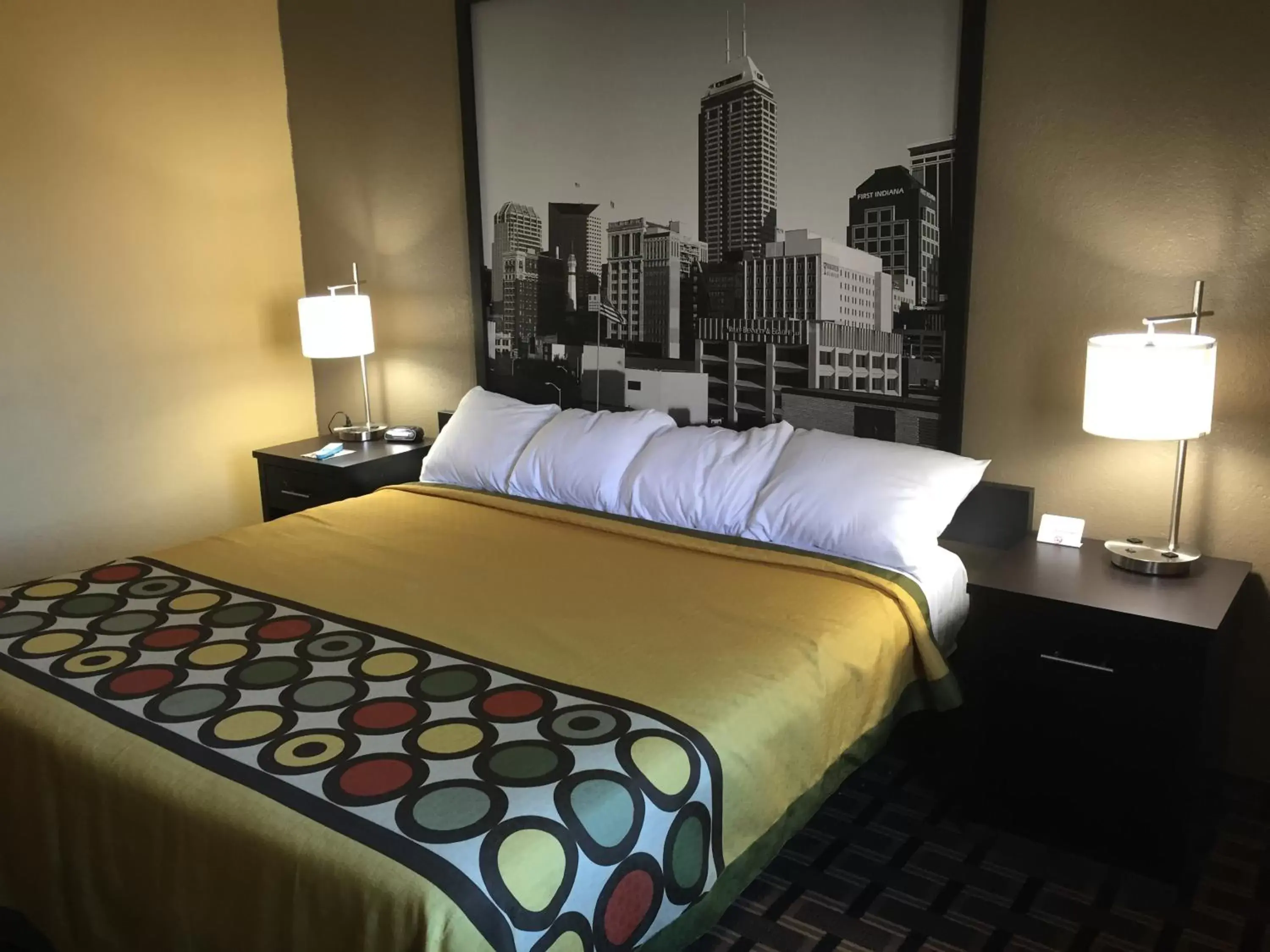 Bed in Super 8 by Wyndham Terre Haute