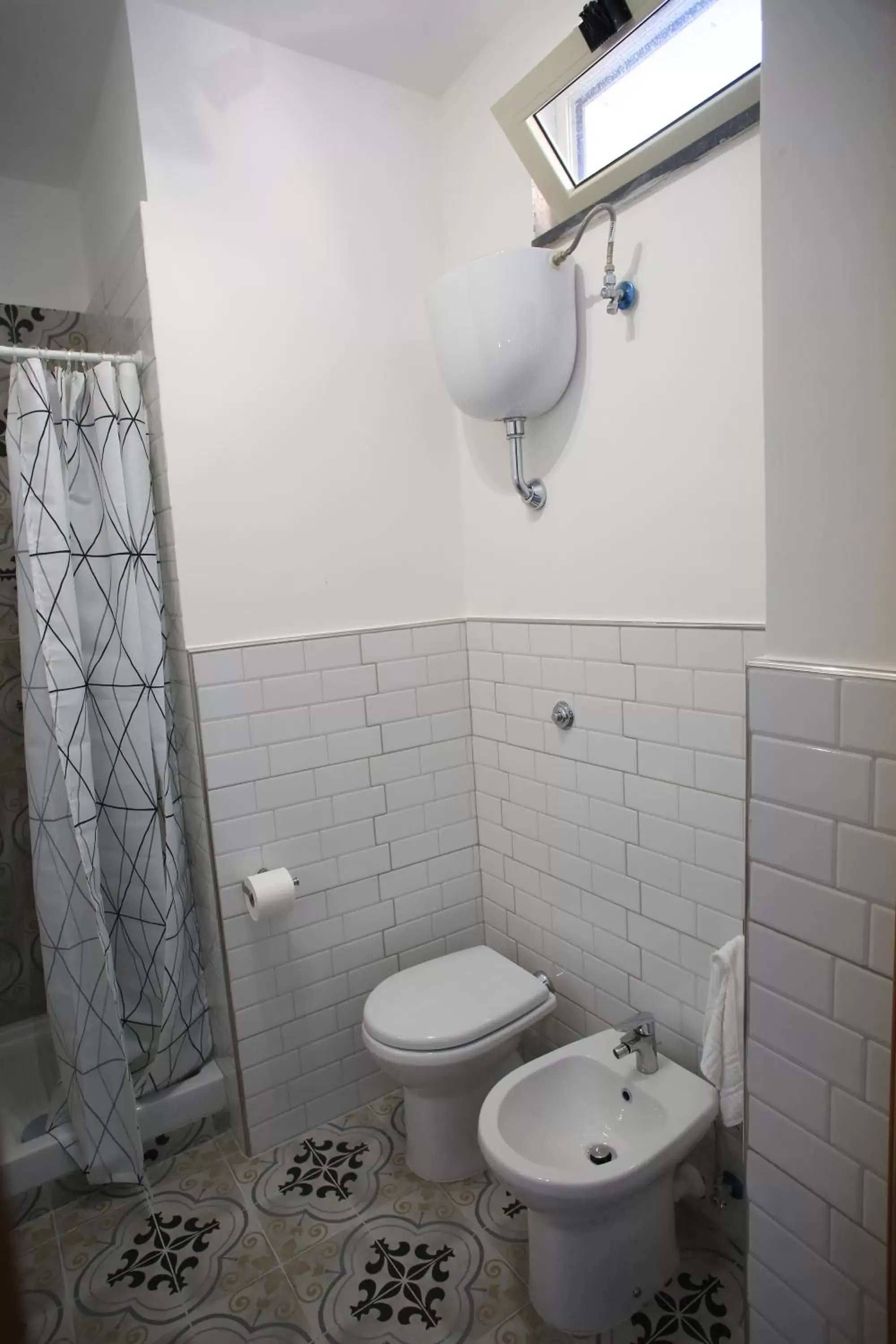 Shower, Bathroom in Villarosa pompei studios
