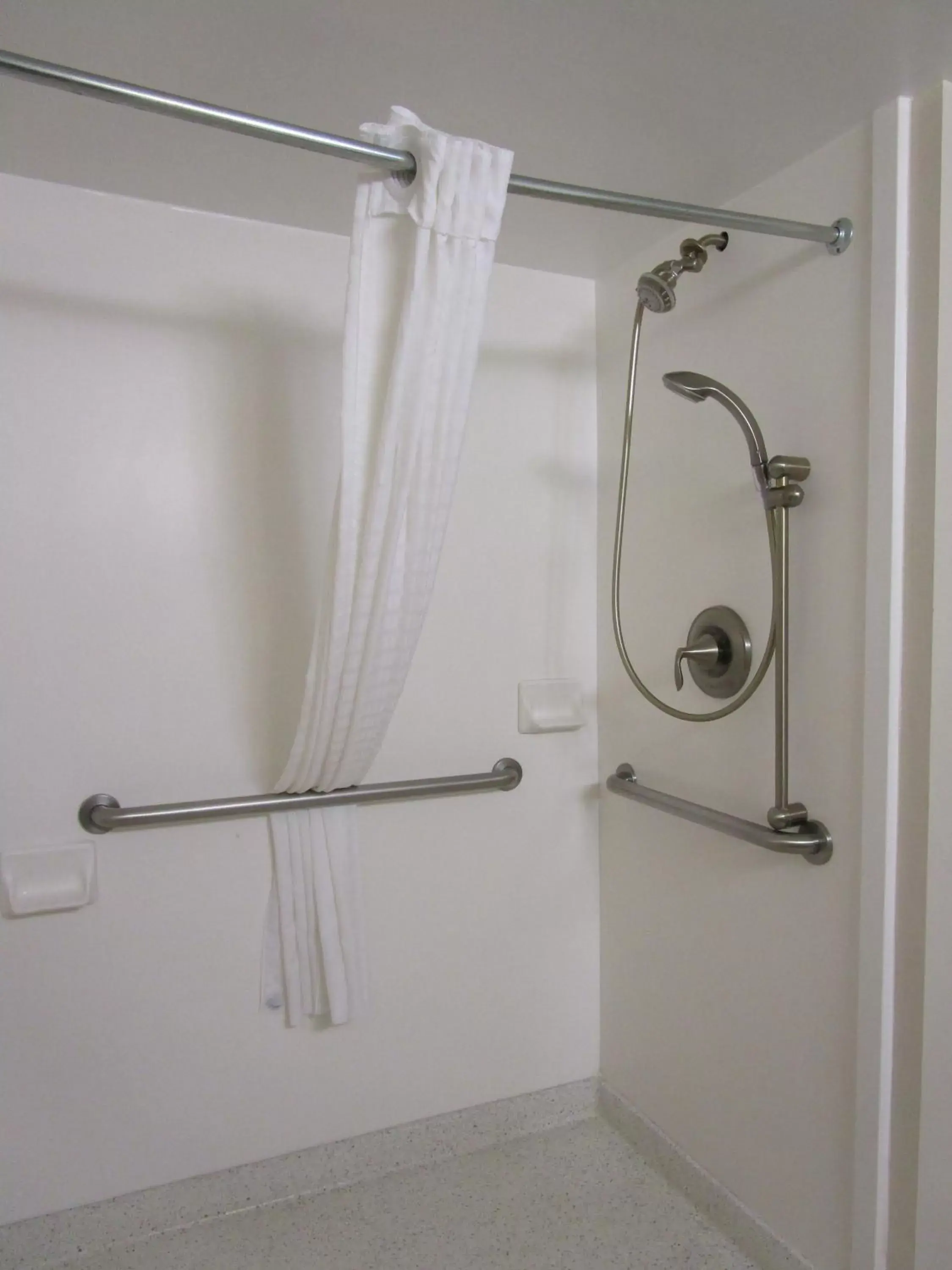 Bathroom in Best Western Oak Manor