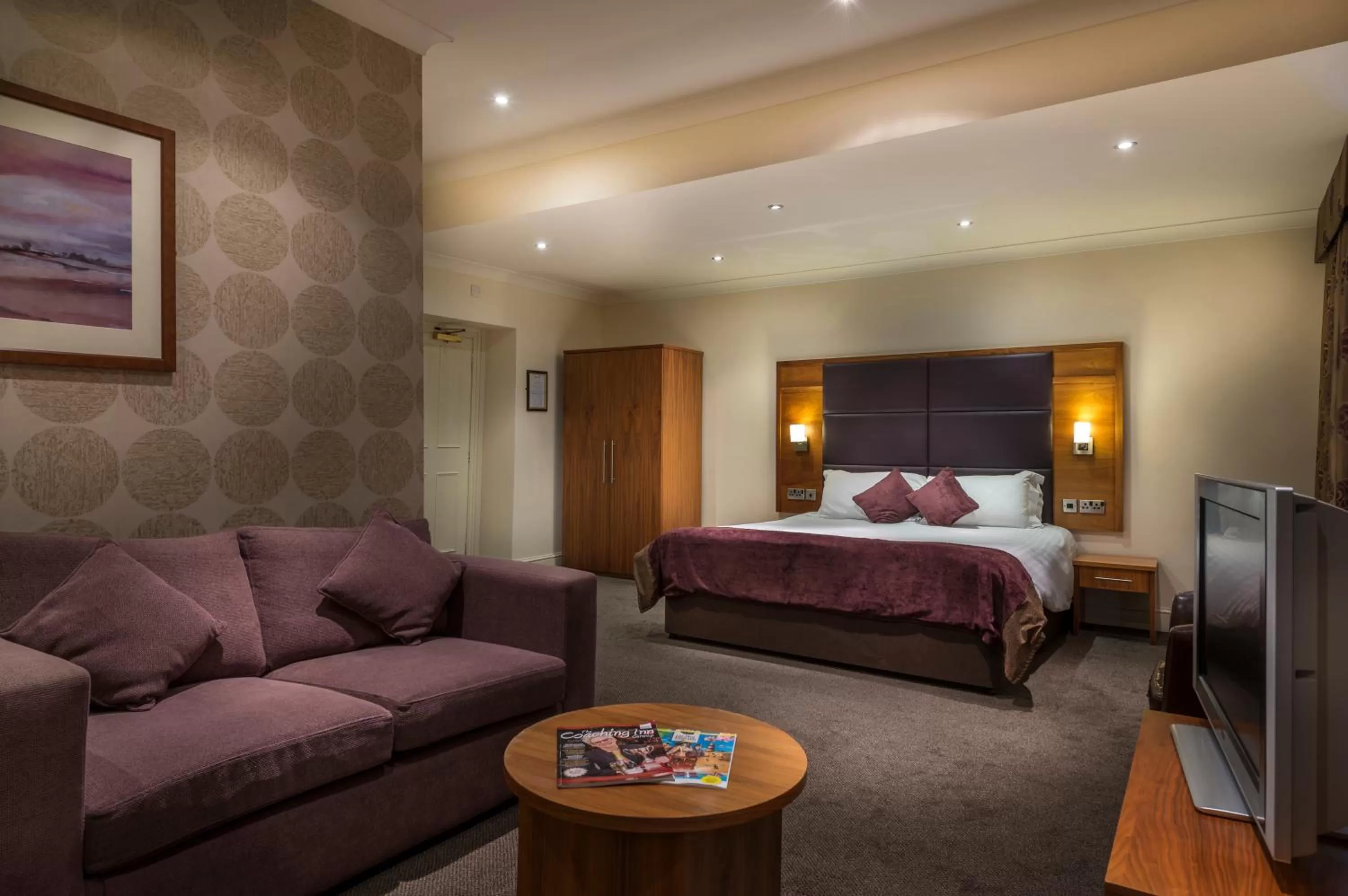 Bedroom, Bed in The White Hart Hotel, Boston, Lincolnshire - The Coaching Inn Group