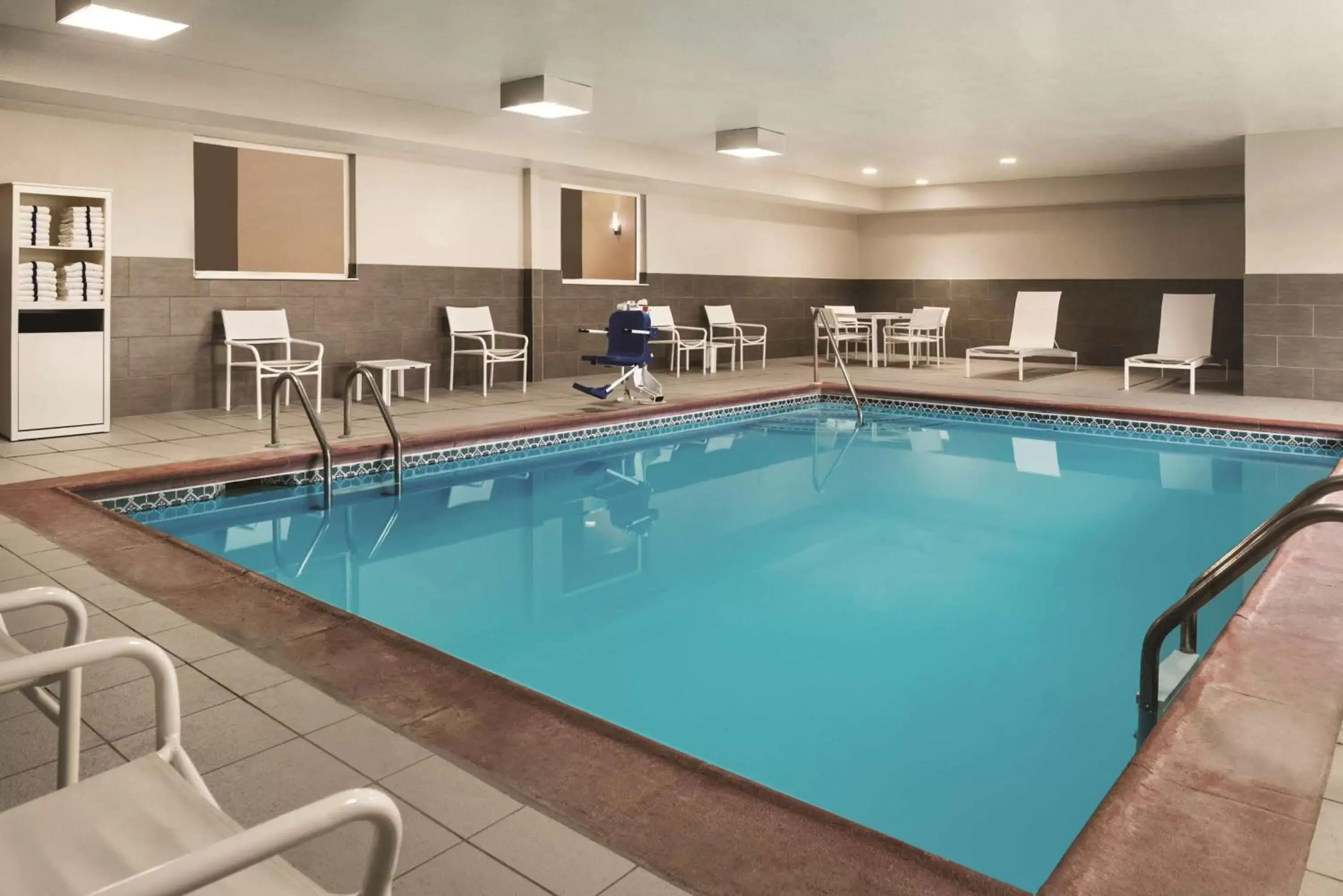 On site, Swimming Pool in Country Inn & Suites by Radisson, Indianapolis South, IN