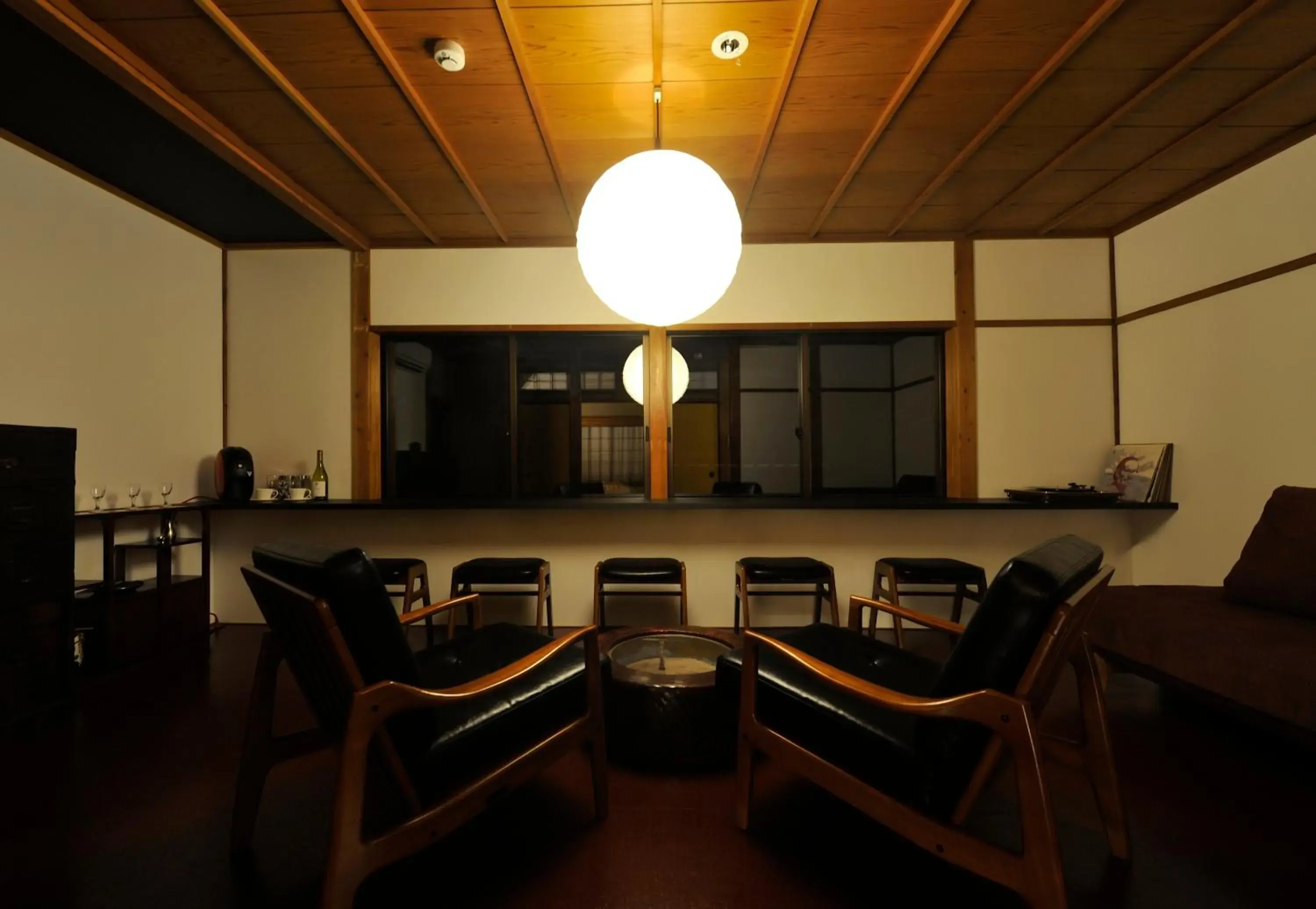 Lounge or bar in Kiraku Kyoto Higashiyama