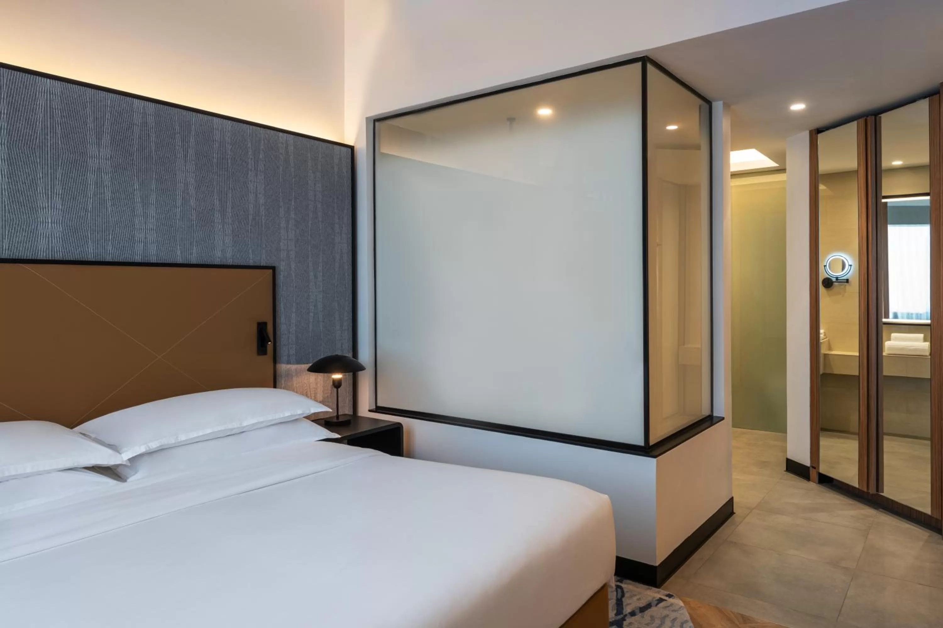 Bed in Sheraton Mall of the Emirates Hotel, Dubai