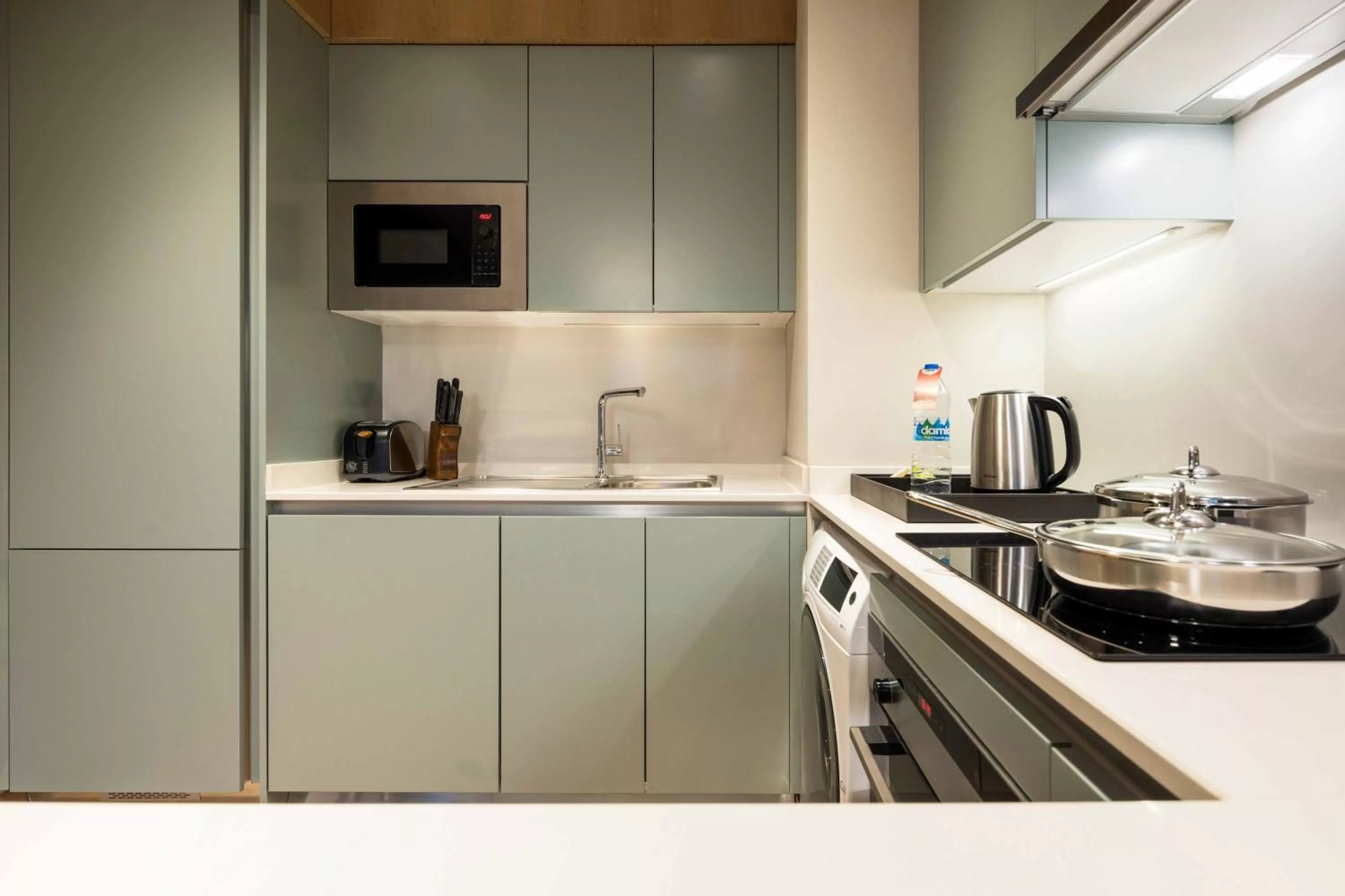 Coffee/tea facilities in Movenpick Living Istanbul Camlivadi