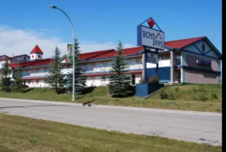 Standard Double Room with Exterior Access in The Kanata by BCMInns - Hinton