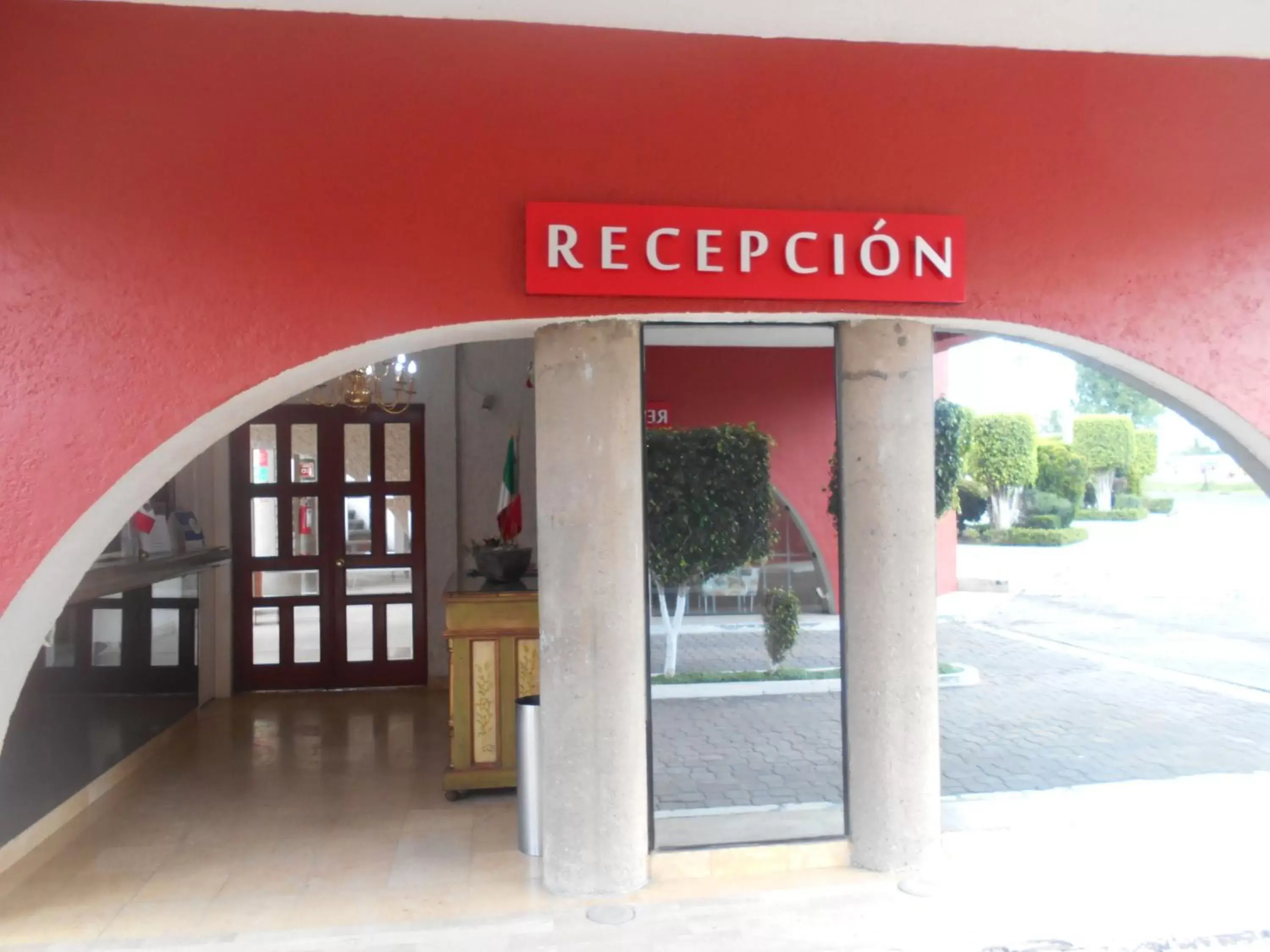 Lobby or reception in Hotel Puente Real